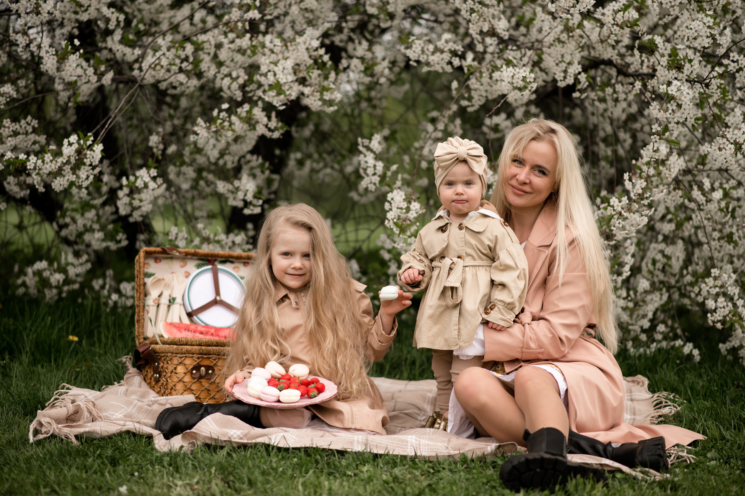 Spring. Family and content photographer