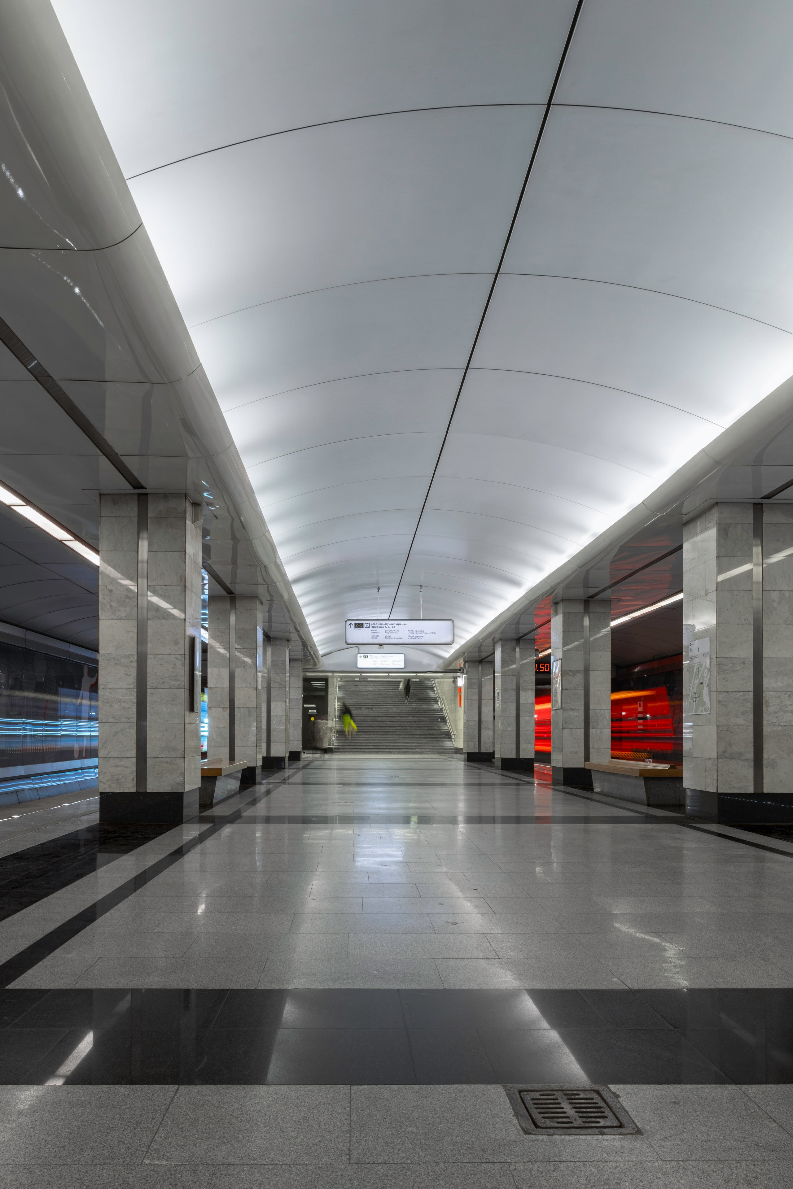 Метро Спартак. Фотограф Иван Белов