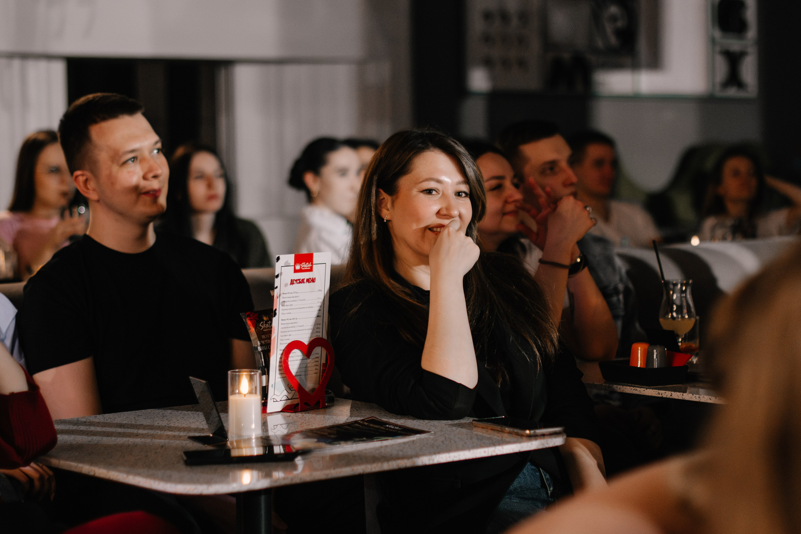 StandUp с Наташей Красновой. 1 апреля в Sketch. Фотограф в Челябинске Любовь Денисенко