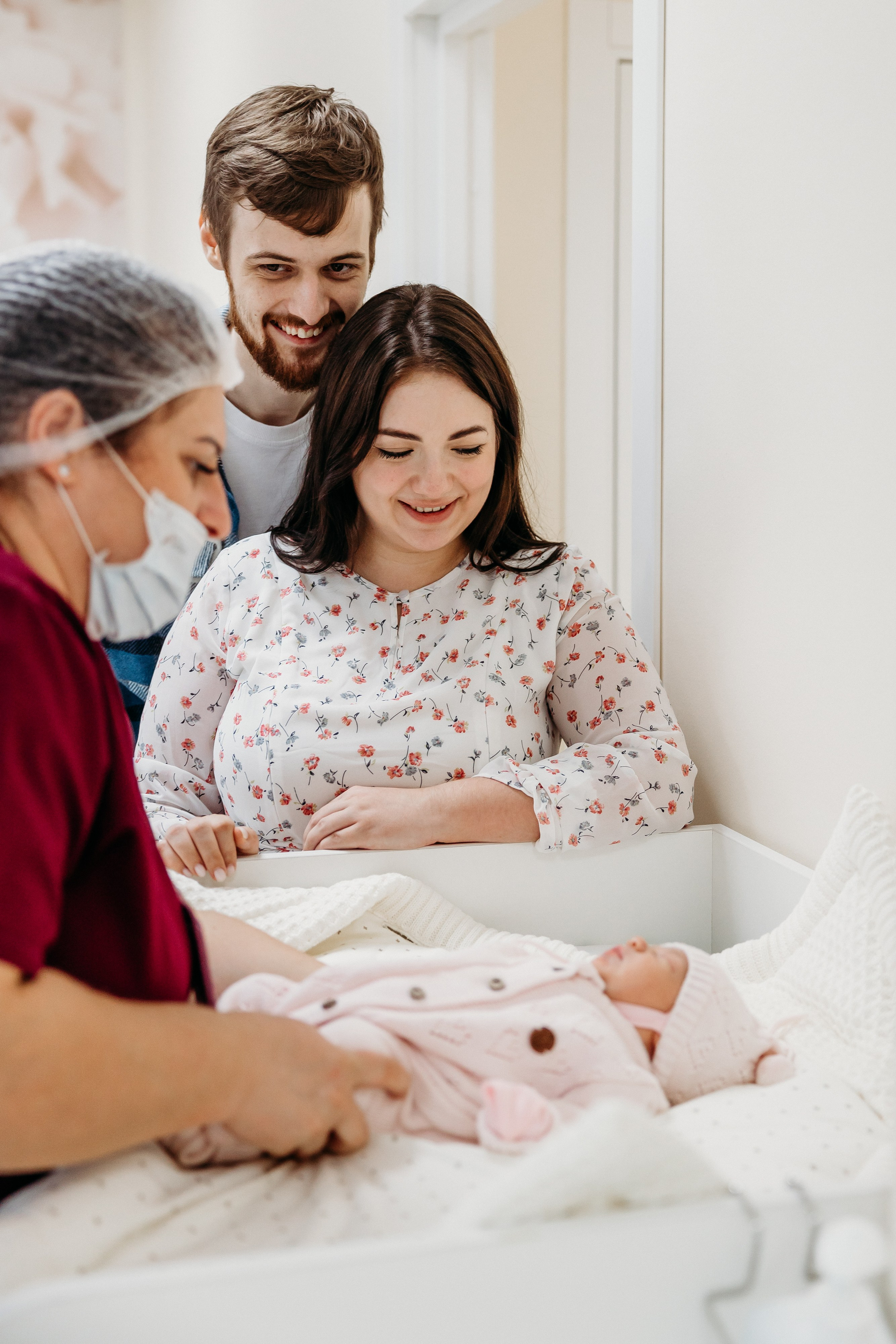 Василиса. Семейный и детский фотограф в Краснодаре. Фотограф новорожденных. Фотограф ньюборн. Фотограф родов Краснодар. Катя Угнивенко
