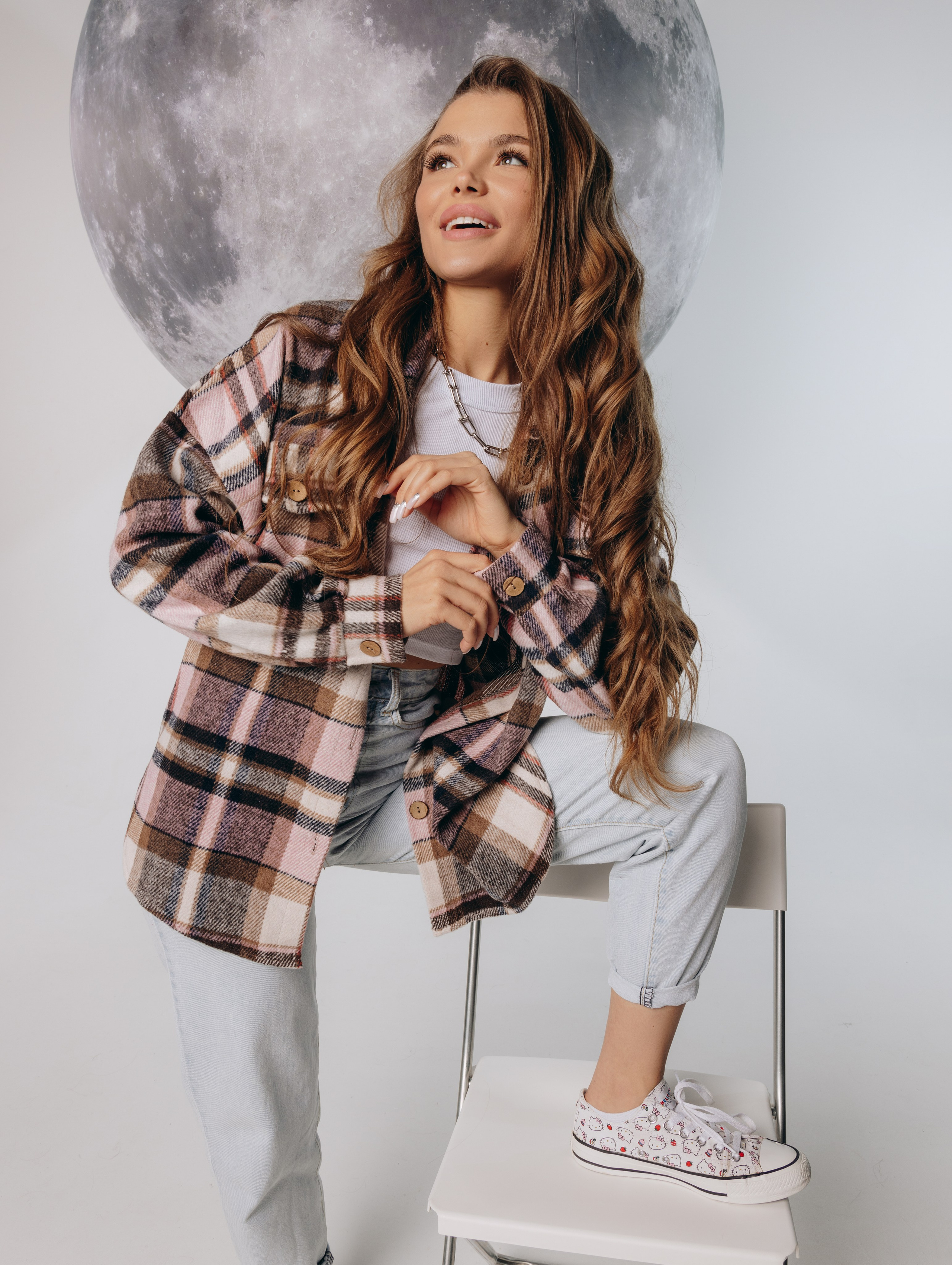 MOON SECRET. Фотограф для маркетплейсов в Москве Озерова Кристина