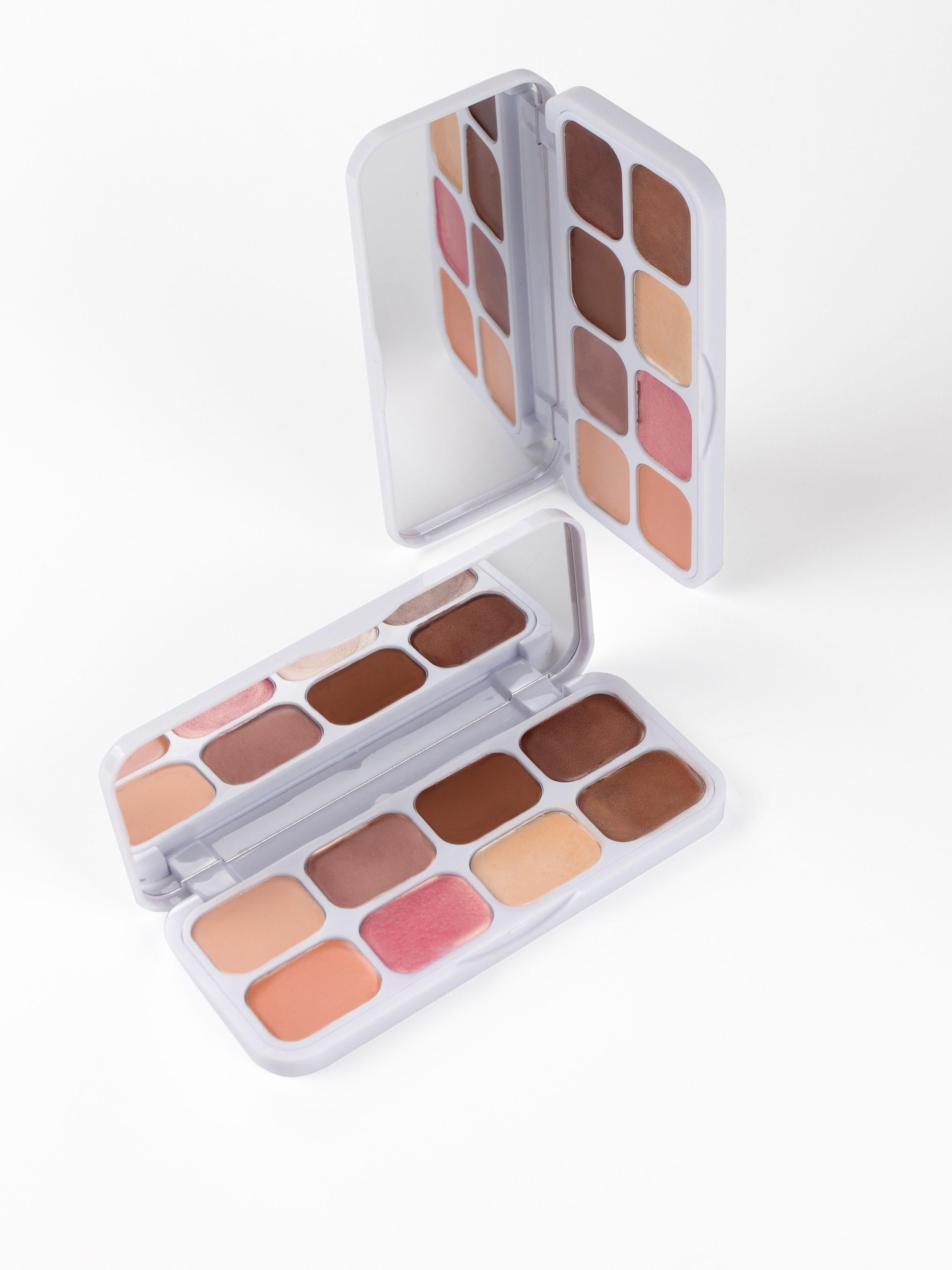 Палетка COOL STORY. Фотограф Злата Спицына