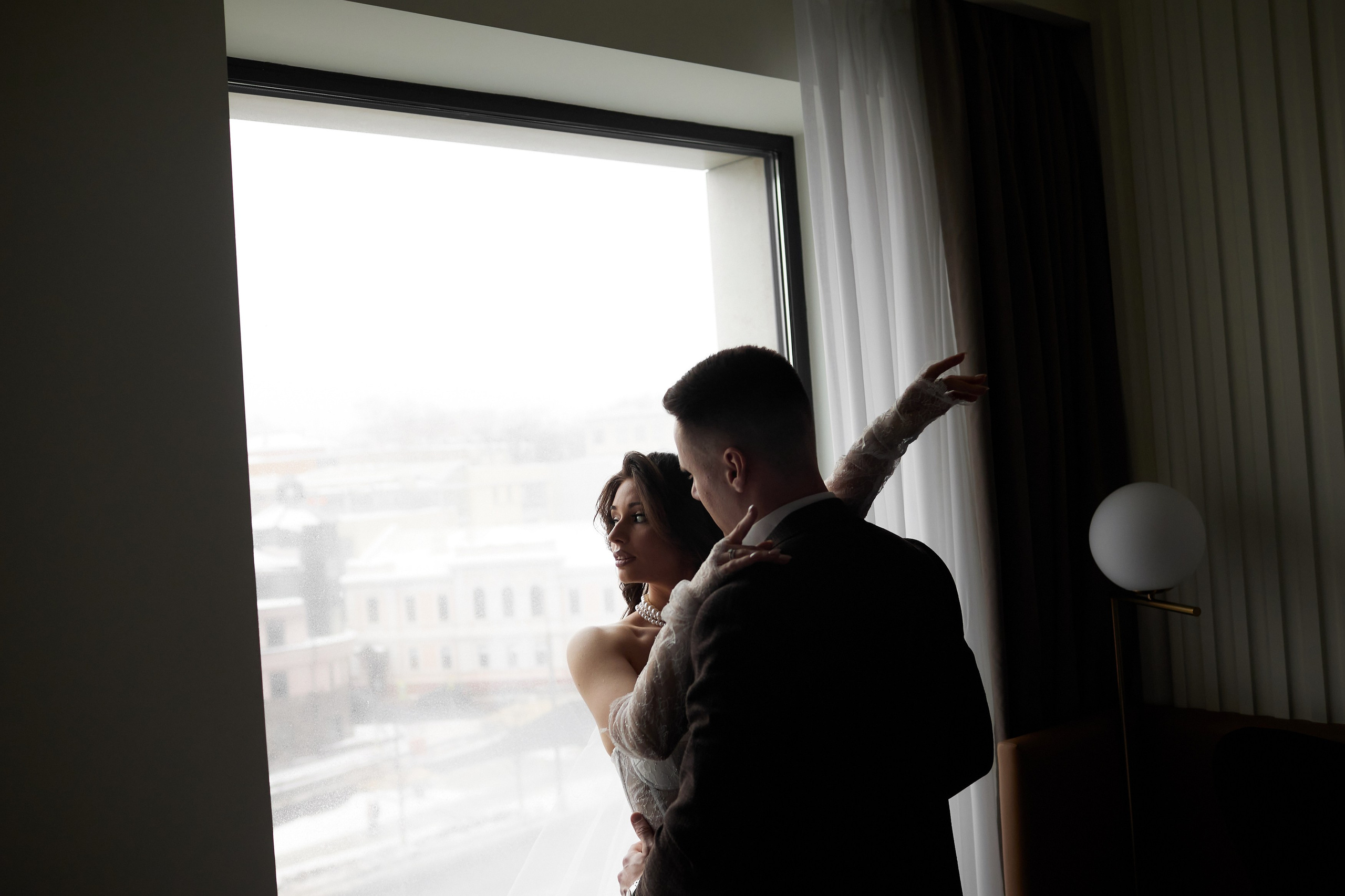 Кристина и Олег в отеле. Свадебный фотограф Москва Калуга