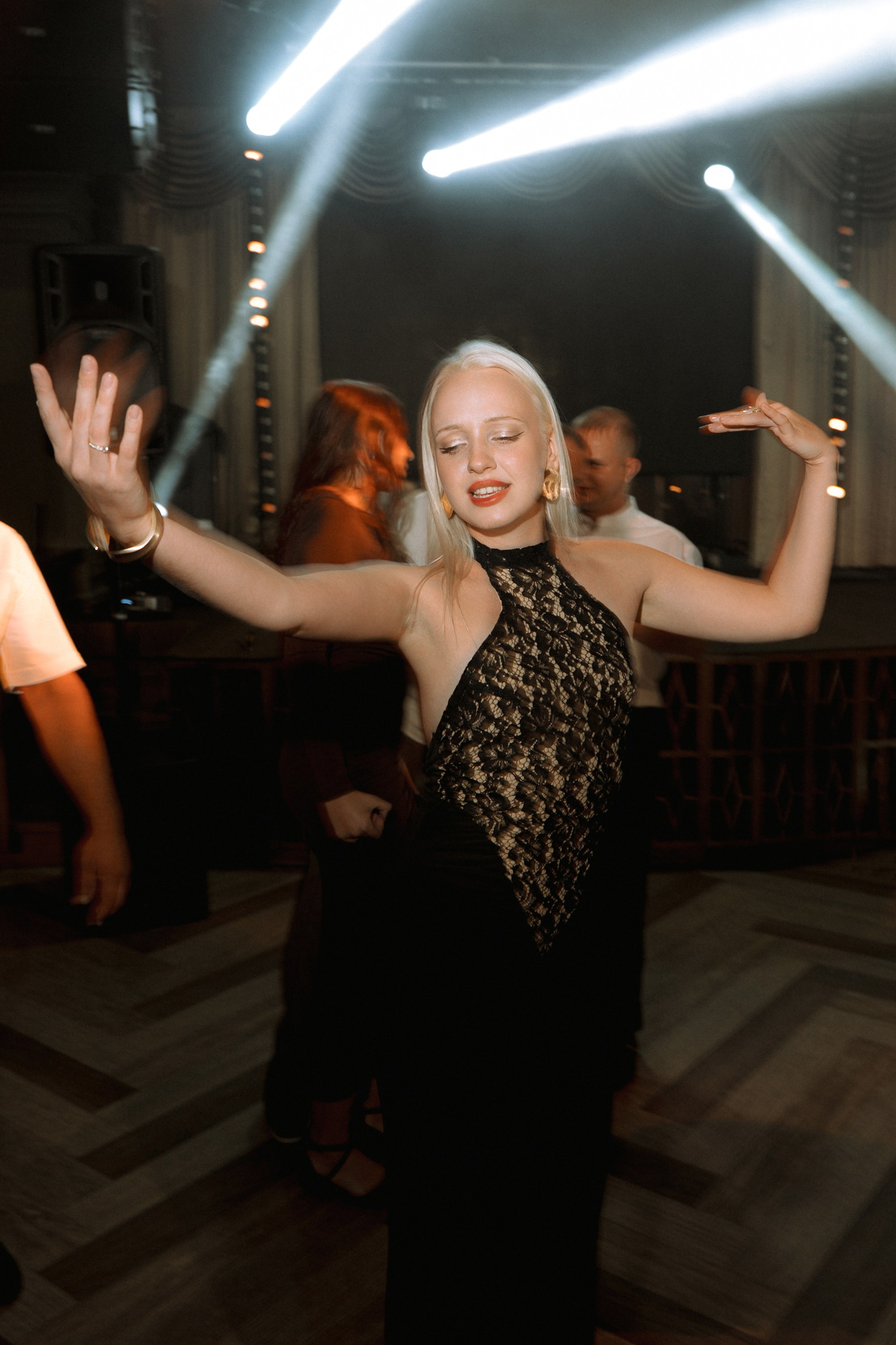 Vika+Vitaliy Anons. Семейный и портретный фотограф в Саратове Сахарова Маша