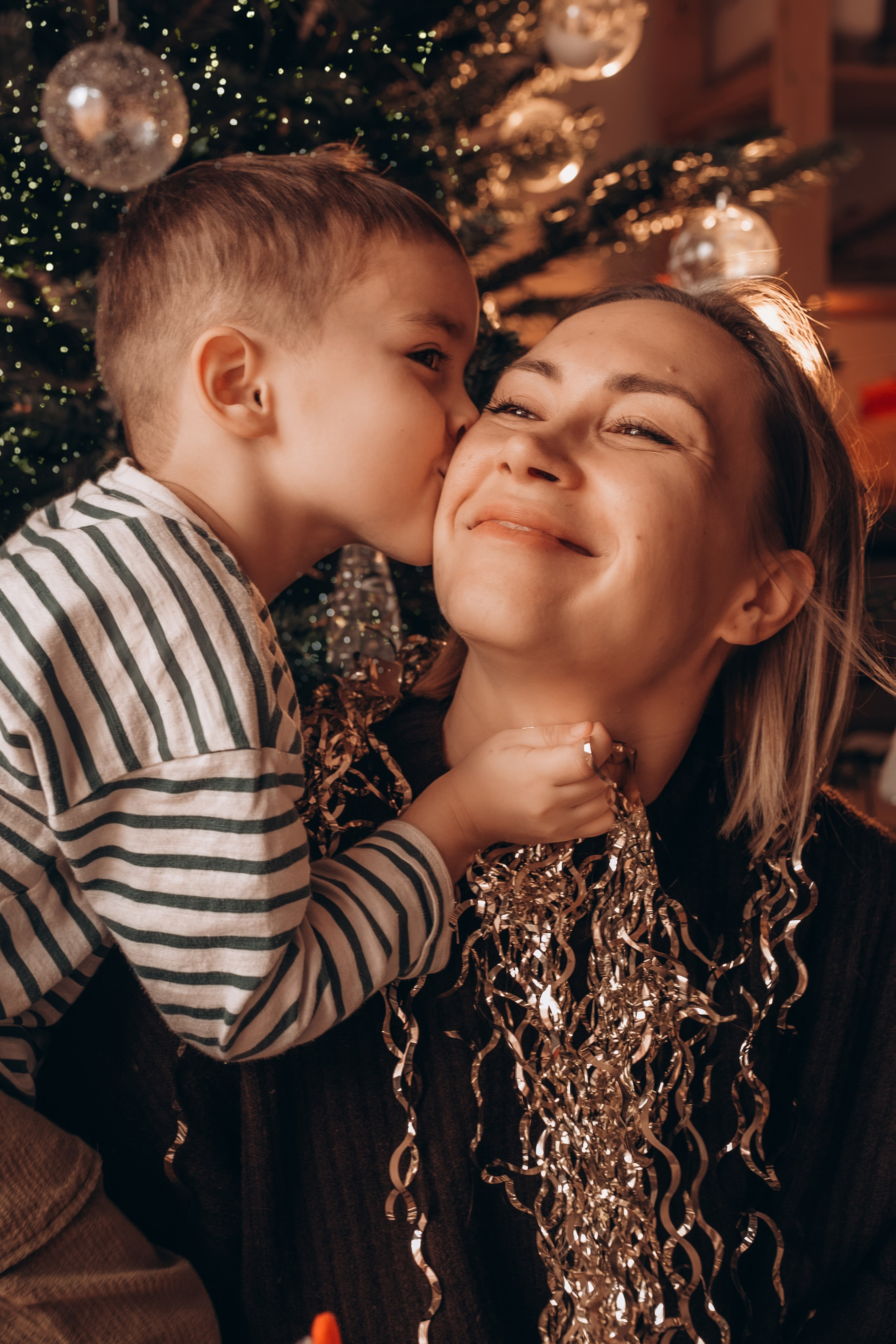 Séance famille à domicile. Photographe des familles et enfants à Nantes et alentours
