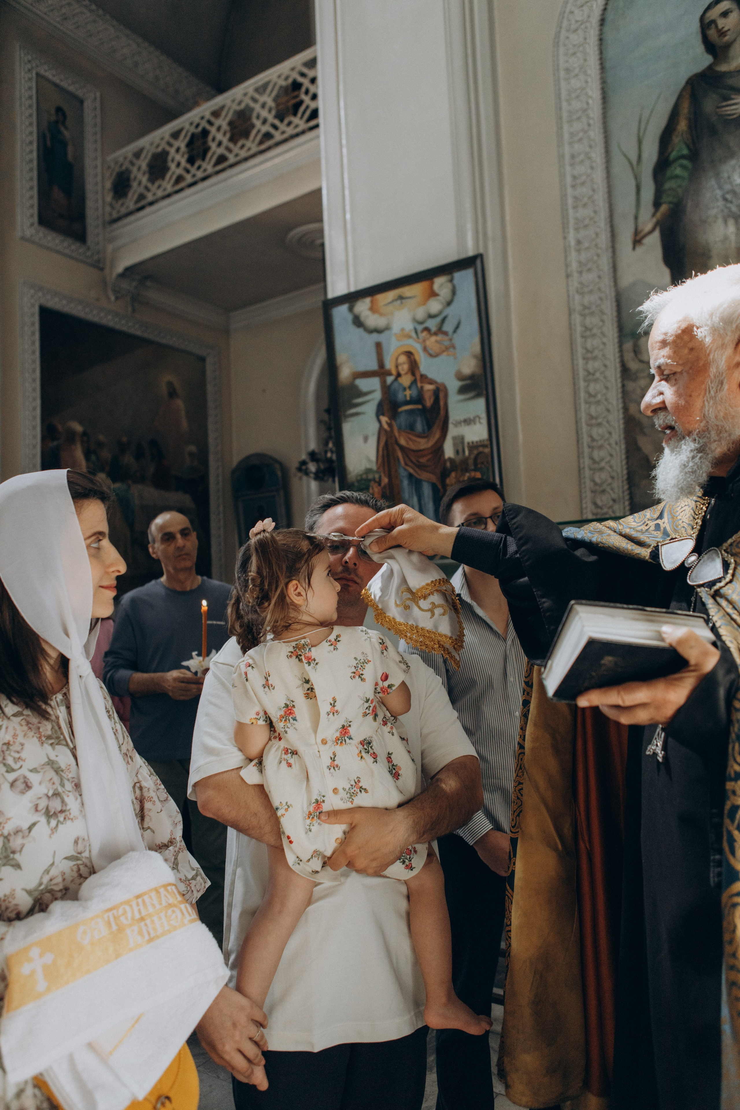 Крещение Томы. Семейный фотограф и фотограф на роды в Ростове-на-Дону Мухина Виктория