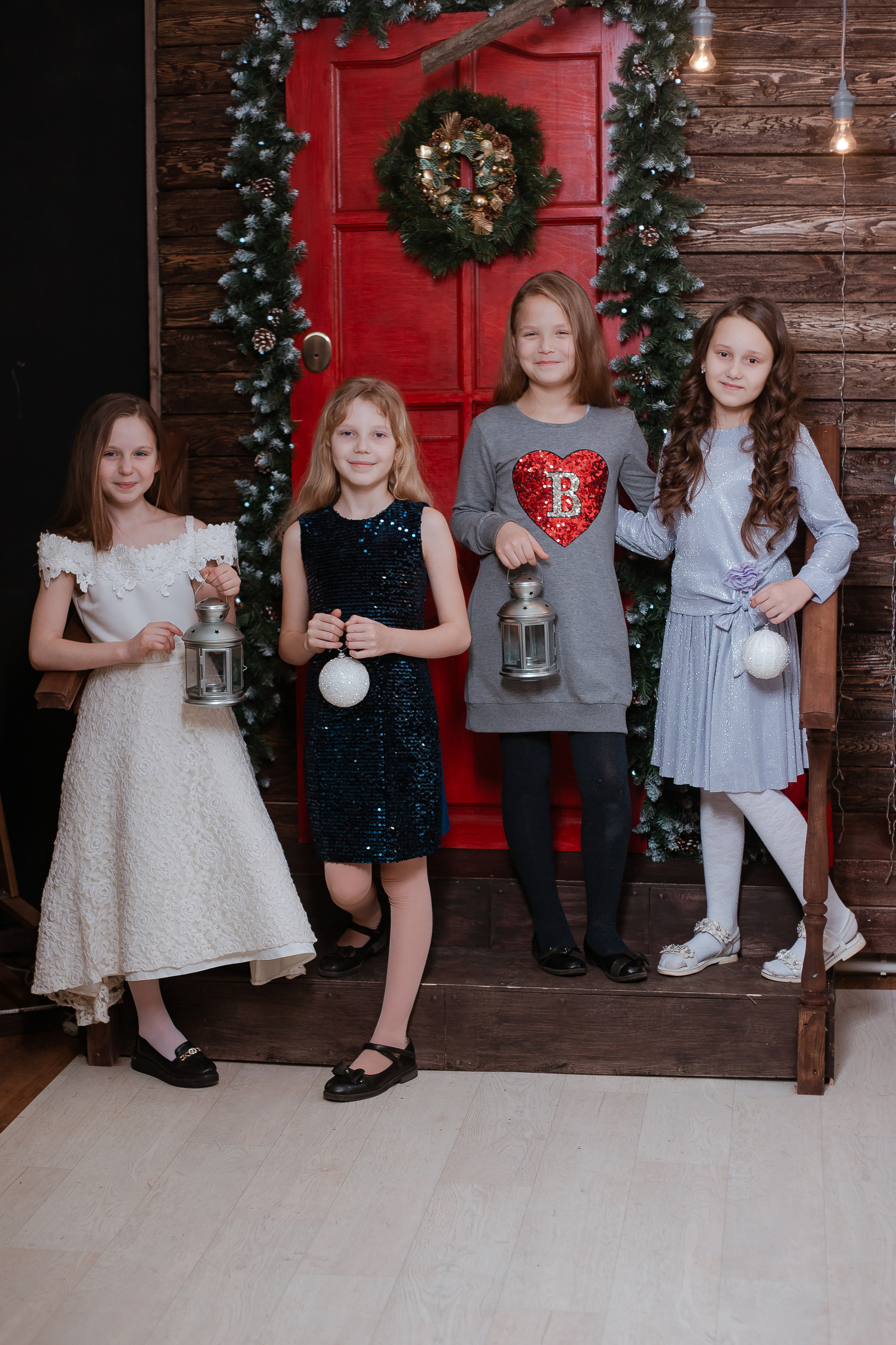 Новогодняя съемка в студии. Студия выпускных альбомов Остров