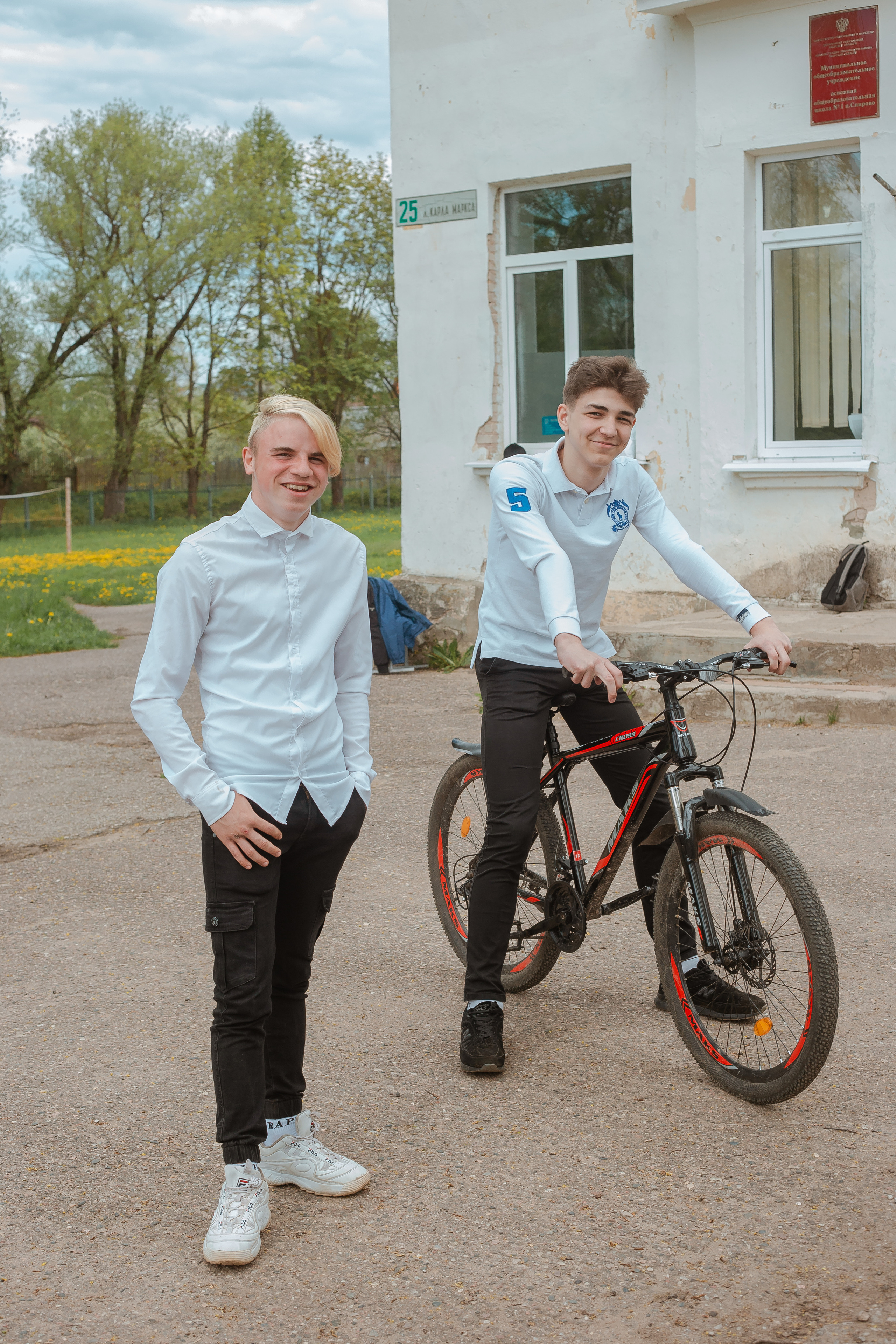 Фотосъемка выпускников 9 класса. Студия выпускных альбомов Остров