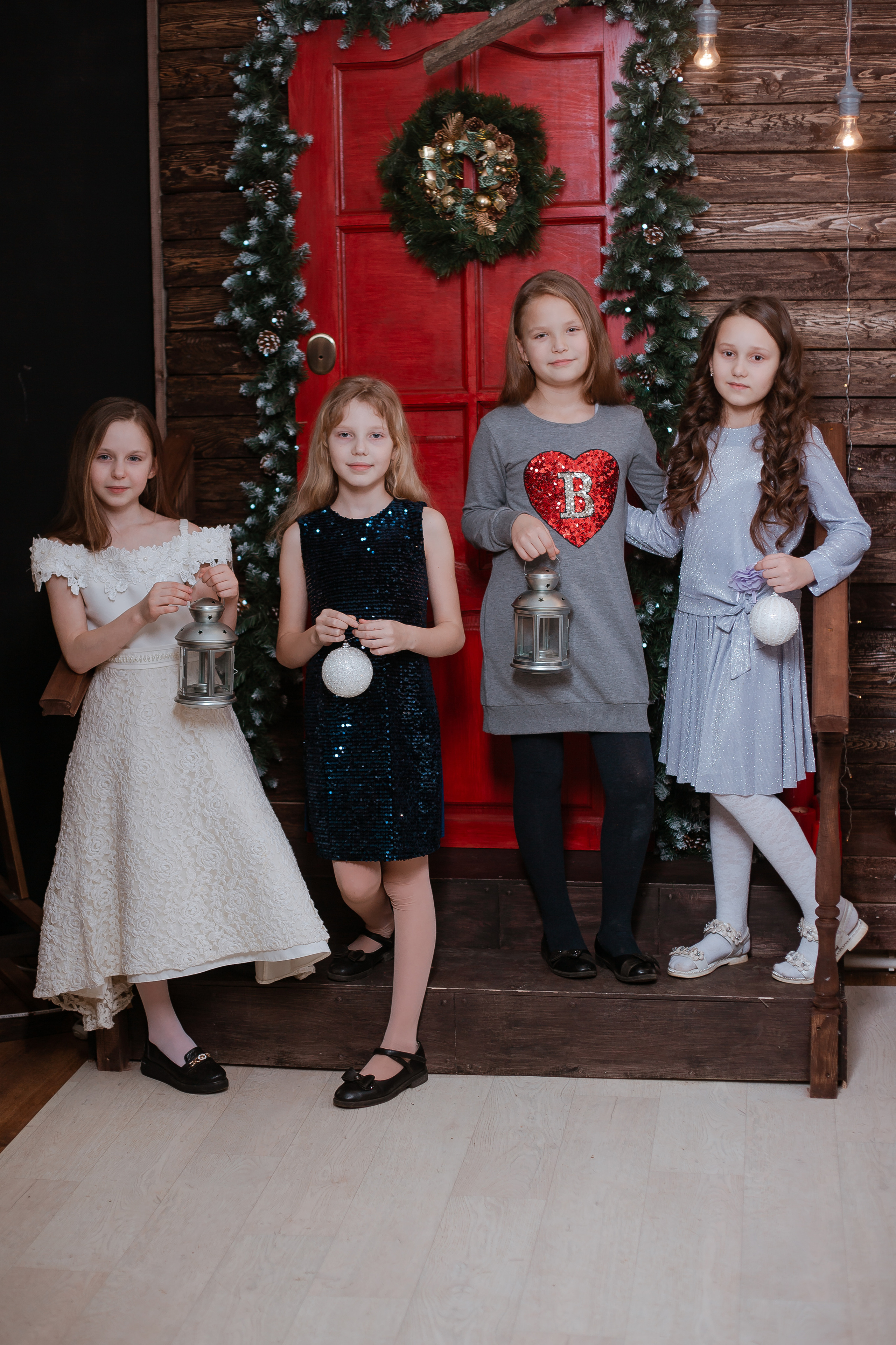 Новогодняя съемка в студии. Студия выпускных альбомов Остров