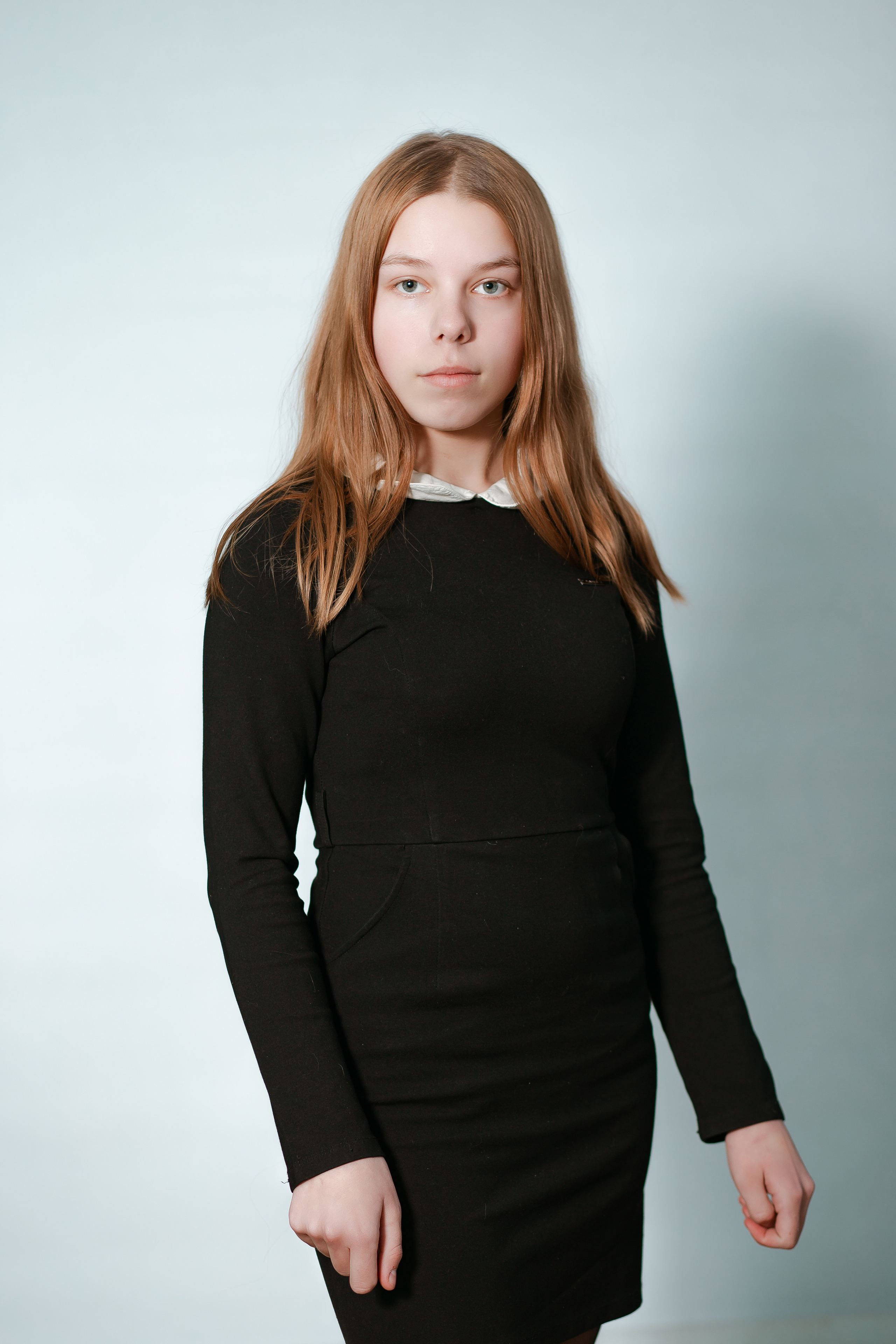 Средняя школа, 9 класс. Студия выпускных альбомов Остров