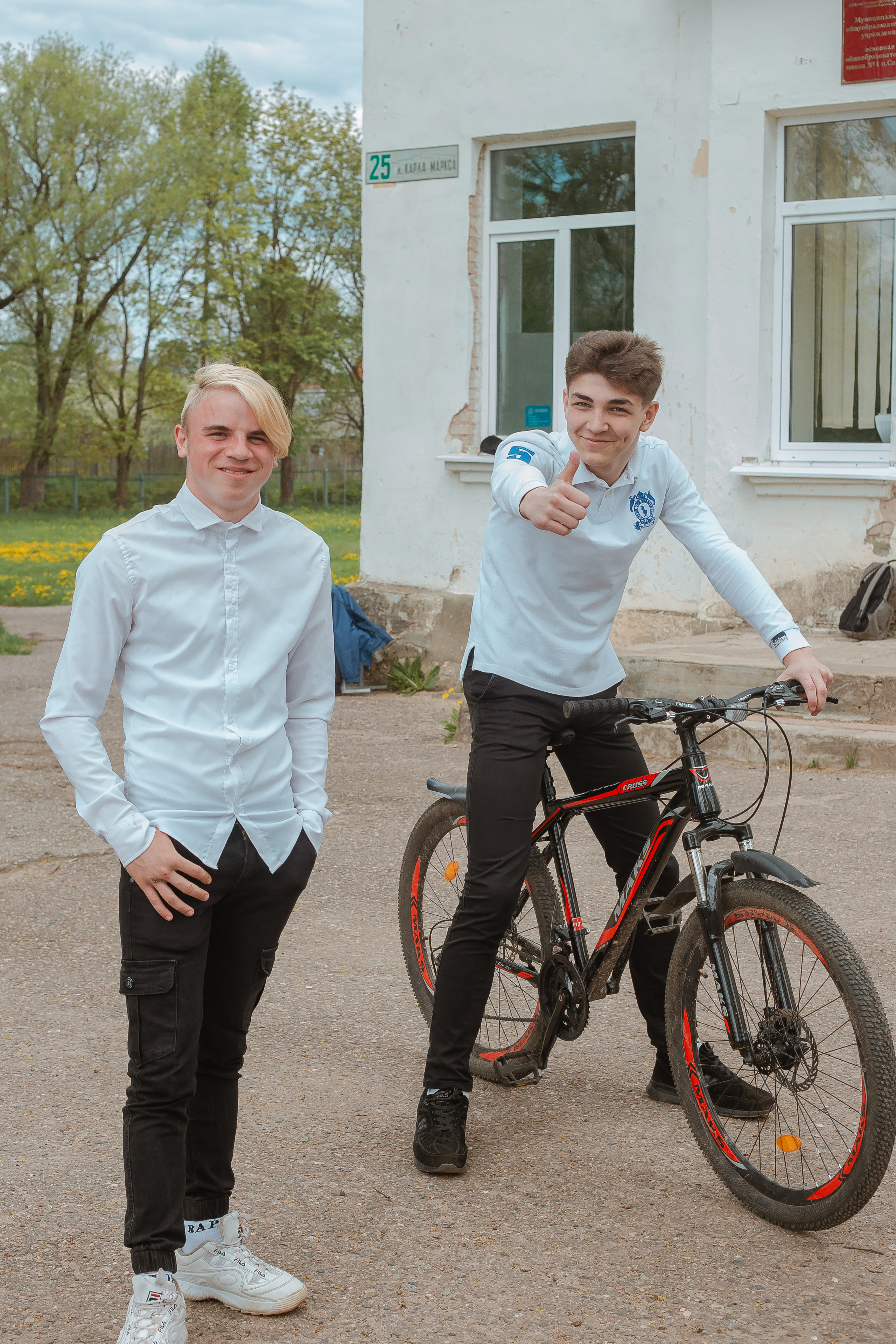 Фотосъемка выпускников 9 класса. Студия выпускных альбомов Остров