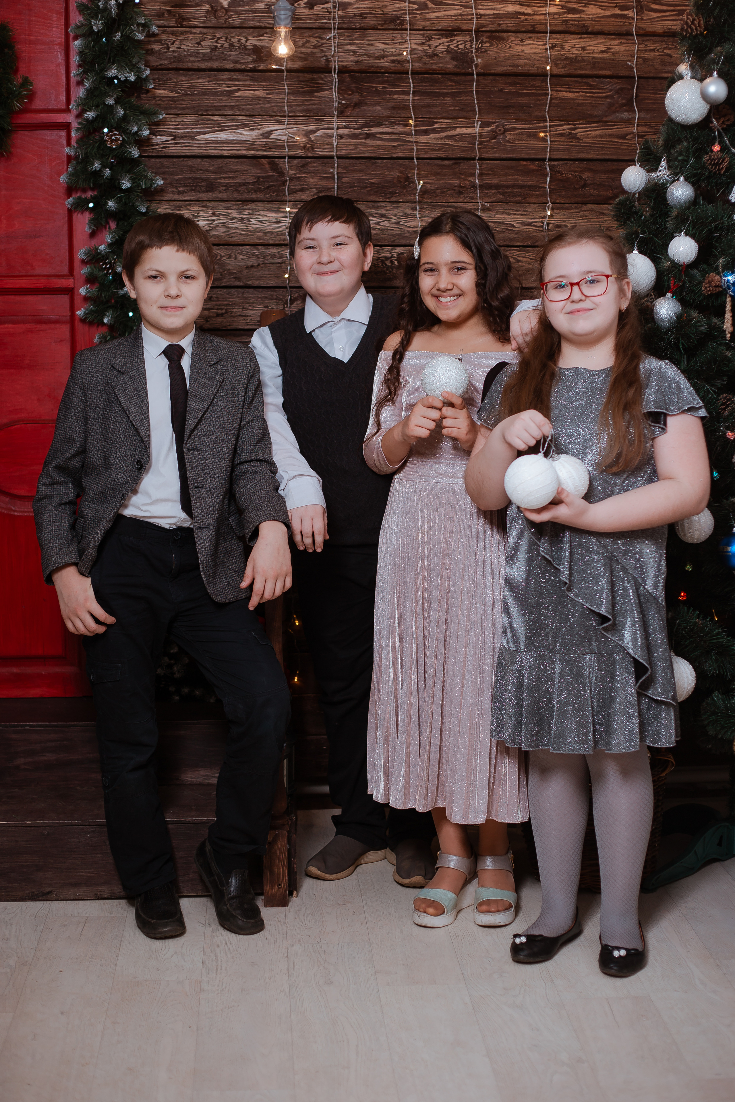 Новогодняя съемка в студии. Студия выпускных альбомов Остров