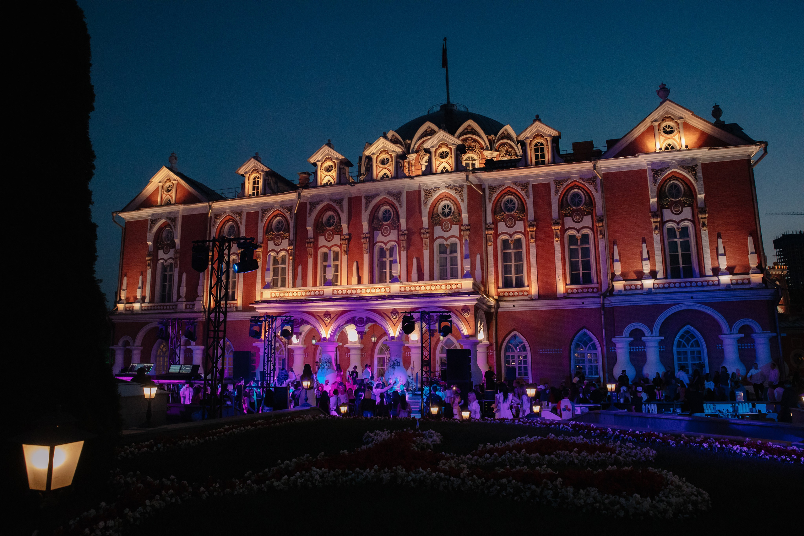 AESTHETIC ONLY в Петровском путевом дворце. Фотограф в Москве Яна Полосина