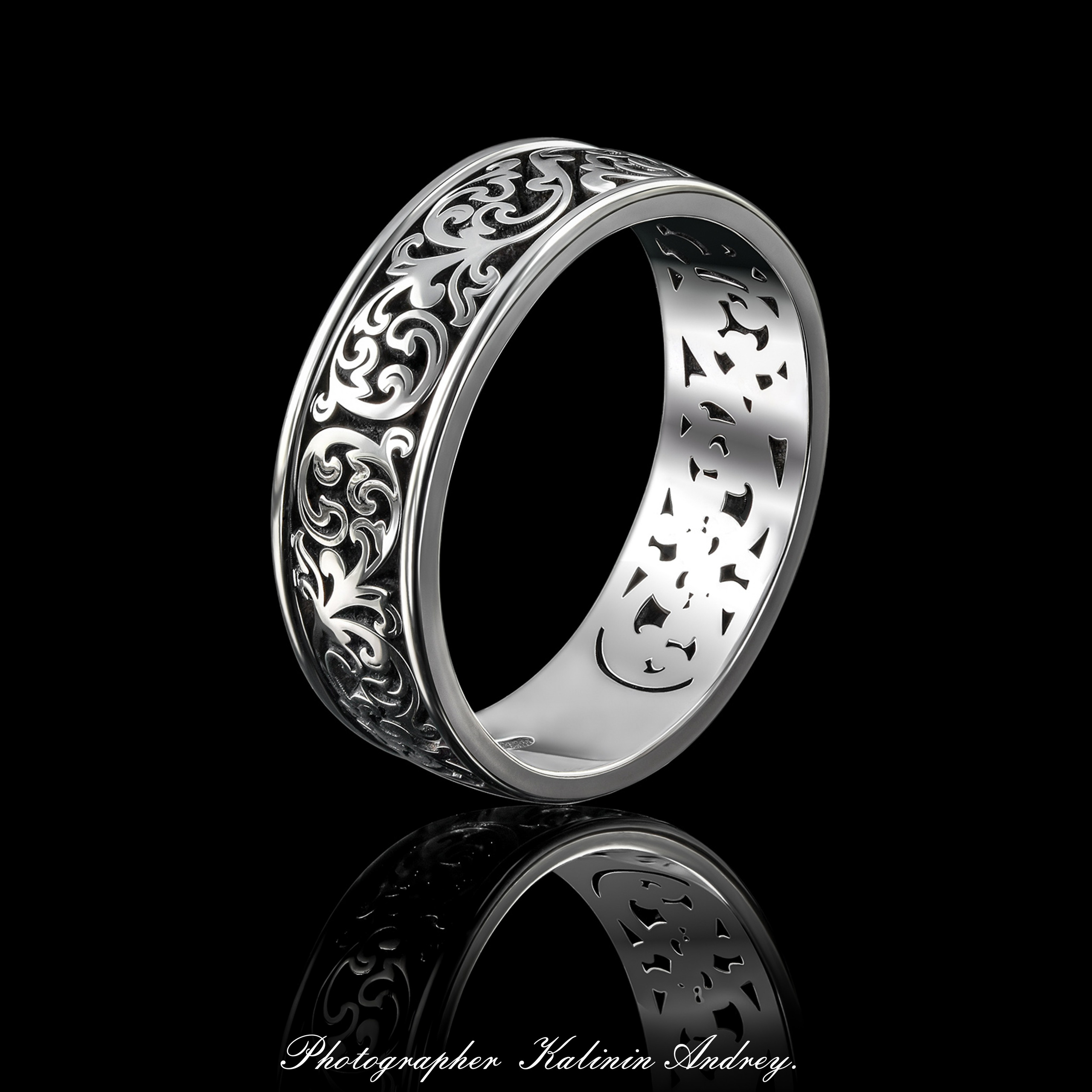 Рекламная эксклюзивная предметная фотосъёмка ювелирных изделий в Москве  тел +7 966-003-13-07. Высококачественная профессиональная рекламная фотосъёмка ювелирных украшений, драгоценных камней в Москве. Обучение, консультация