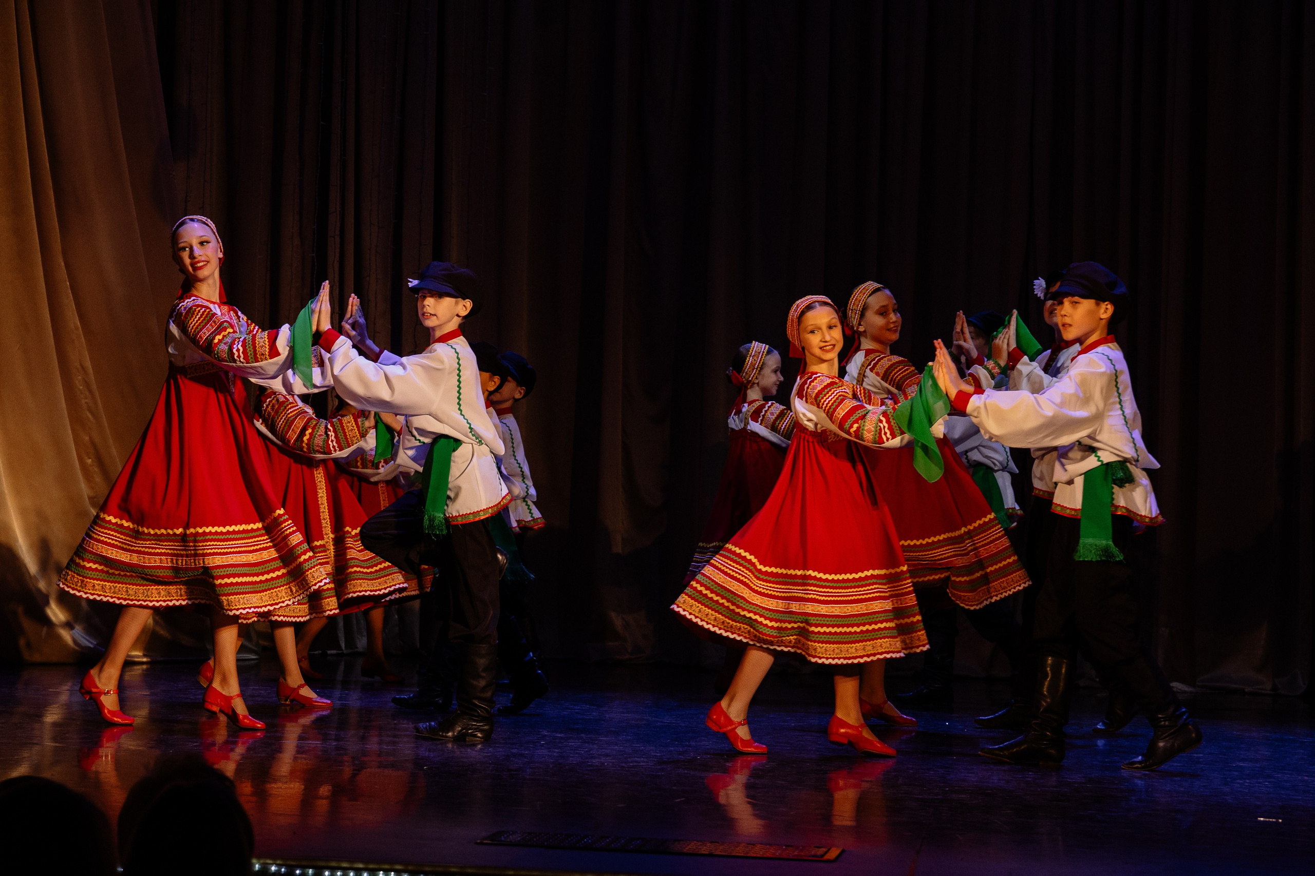 Сибирские узоры ДК Ефремова. Фотограф Юлия Мальцева