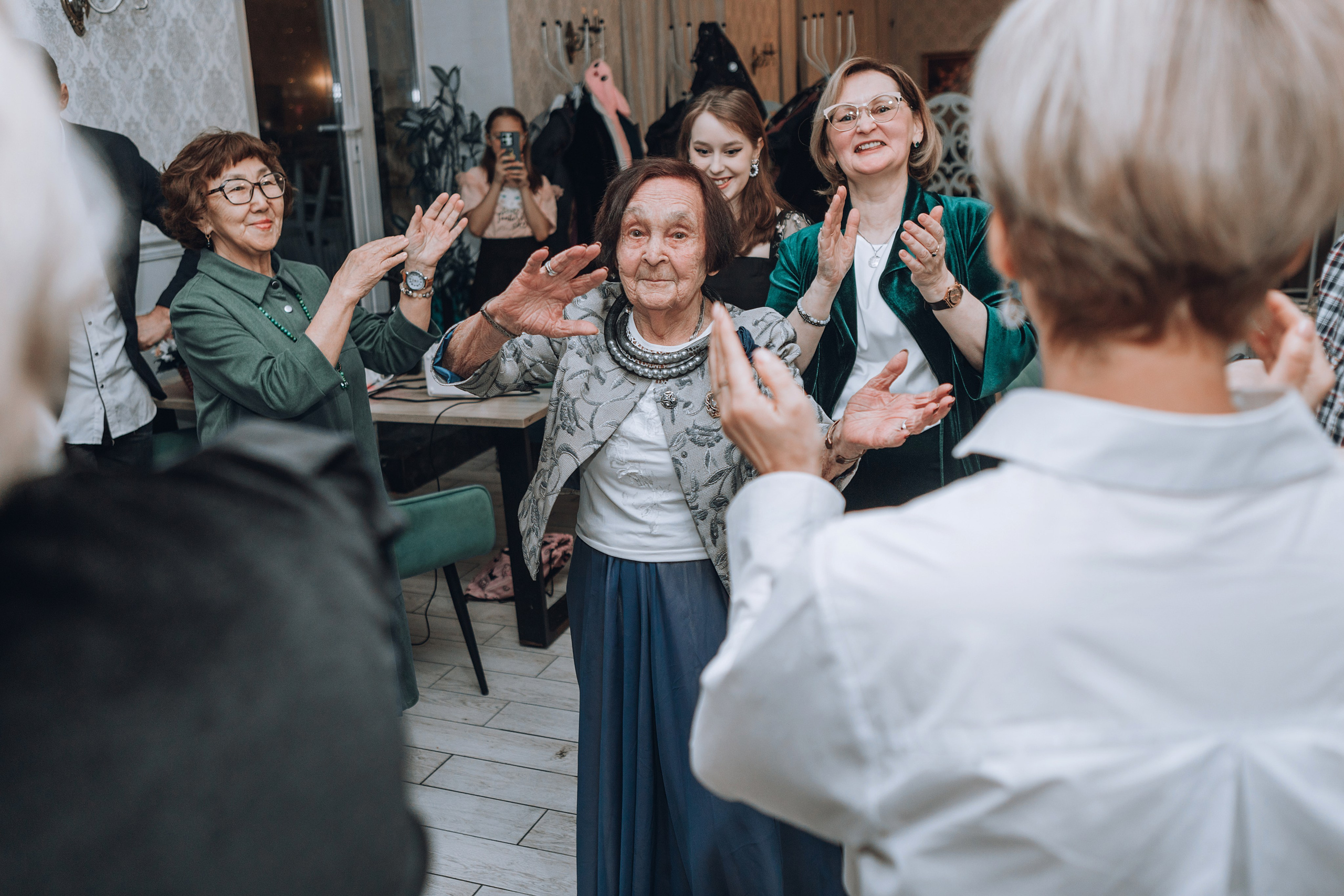 90-летний юбилей Сары Вагаповны. Фотограф в Санкт — Петербурге Анна Конофало