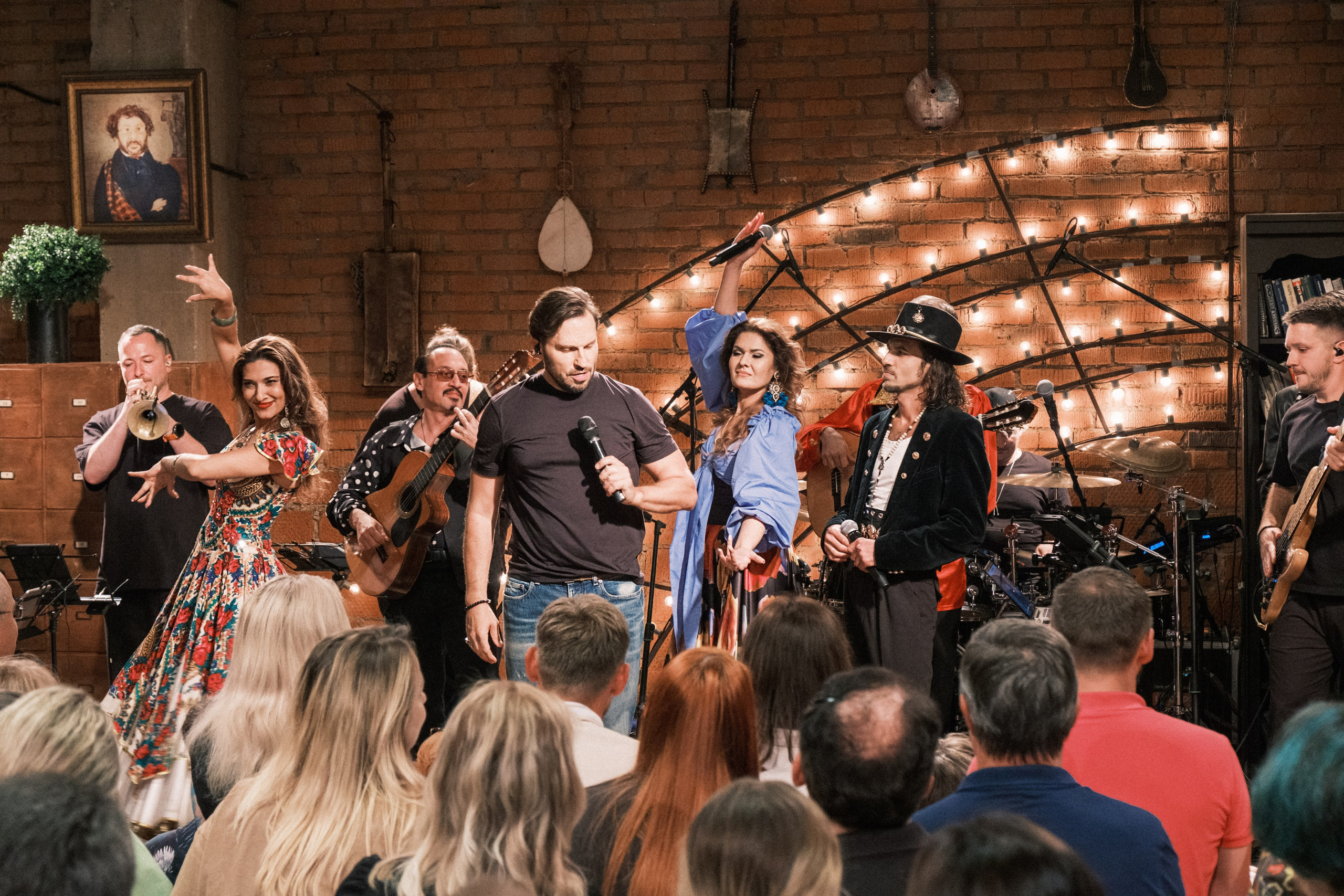 Квартирник у Маргулиса. Александр Ревва (Артур Пирожков). Профессиональный фотограф в Москве и МО Денис Кулешов