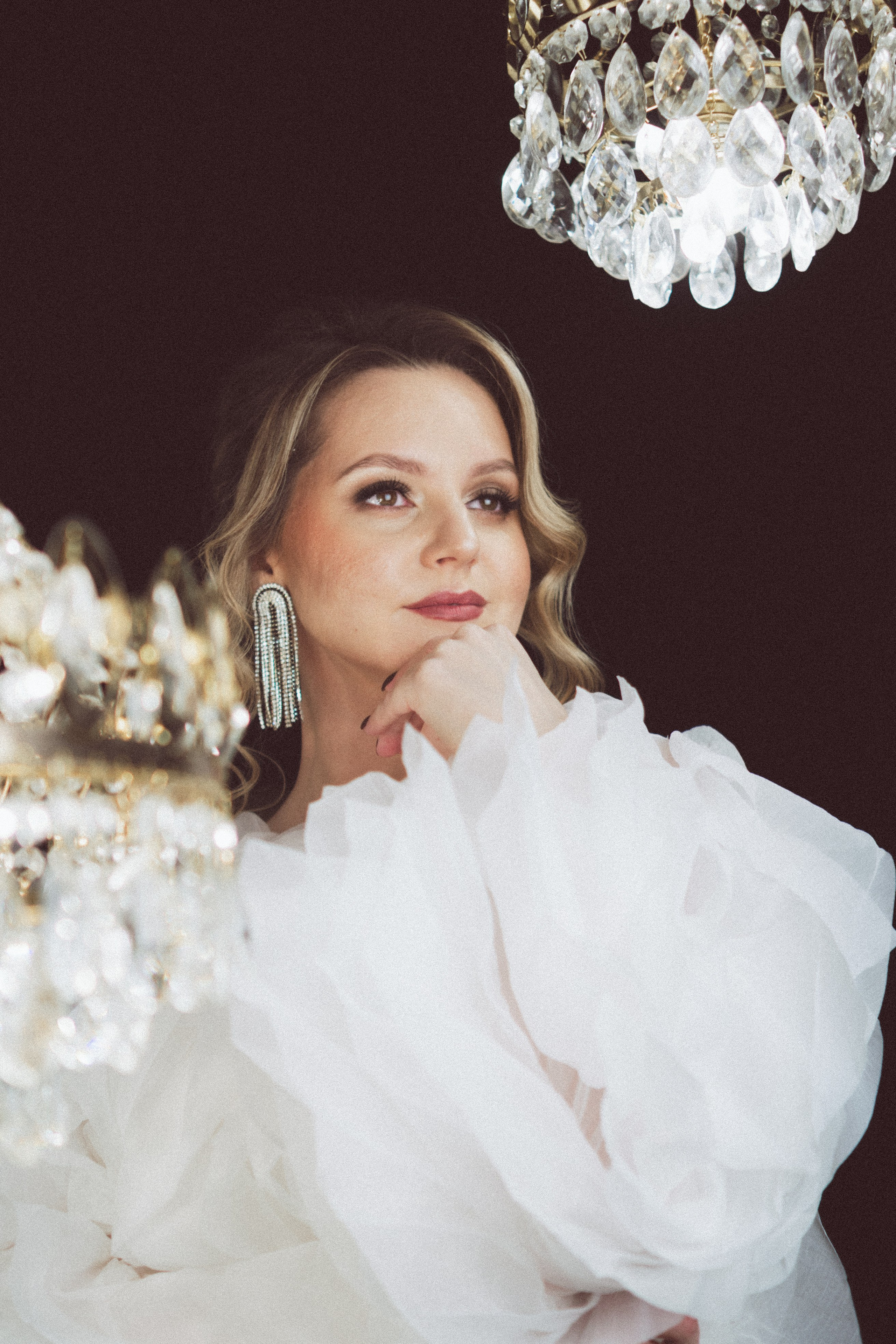 НОВОГОДНЯЯ ФОТОСЕСИИЯ В СТУДИИ ДЛЯ ДЕВУШКИ И ПРОГУЛКА ПО ЧЕРНЫШЕВСКОЙ. Профессиональный фотограф, Санкт-Петербург — Виктория Богомолова