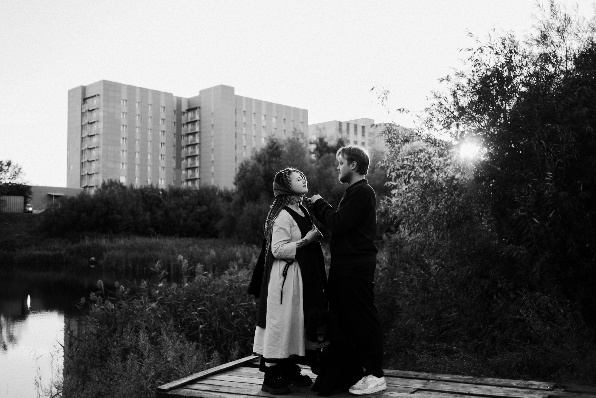 Фотосессия пары с собакой в Тюмени — Стася, Кирилл и Каренин. Портретный фотограф Тюмень Дарья Мустафина