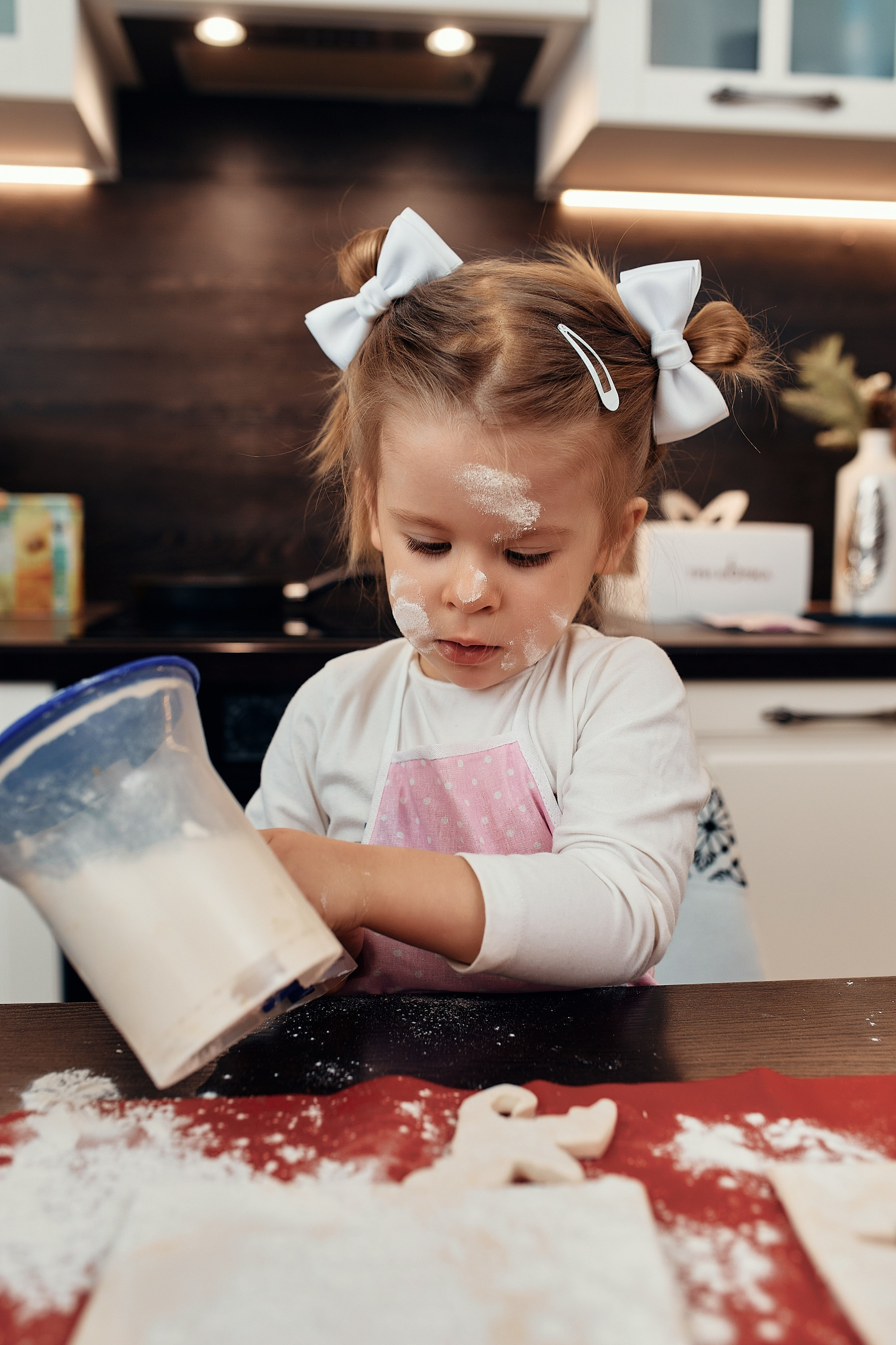 Домашняя новогодняя фотосессия. Семейный и репортажной фотограф в Красноярске и Москве Виктор Бабинцев