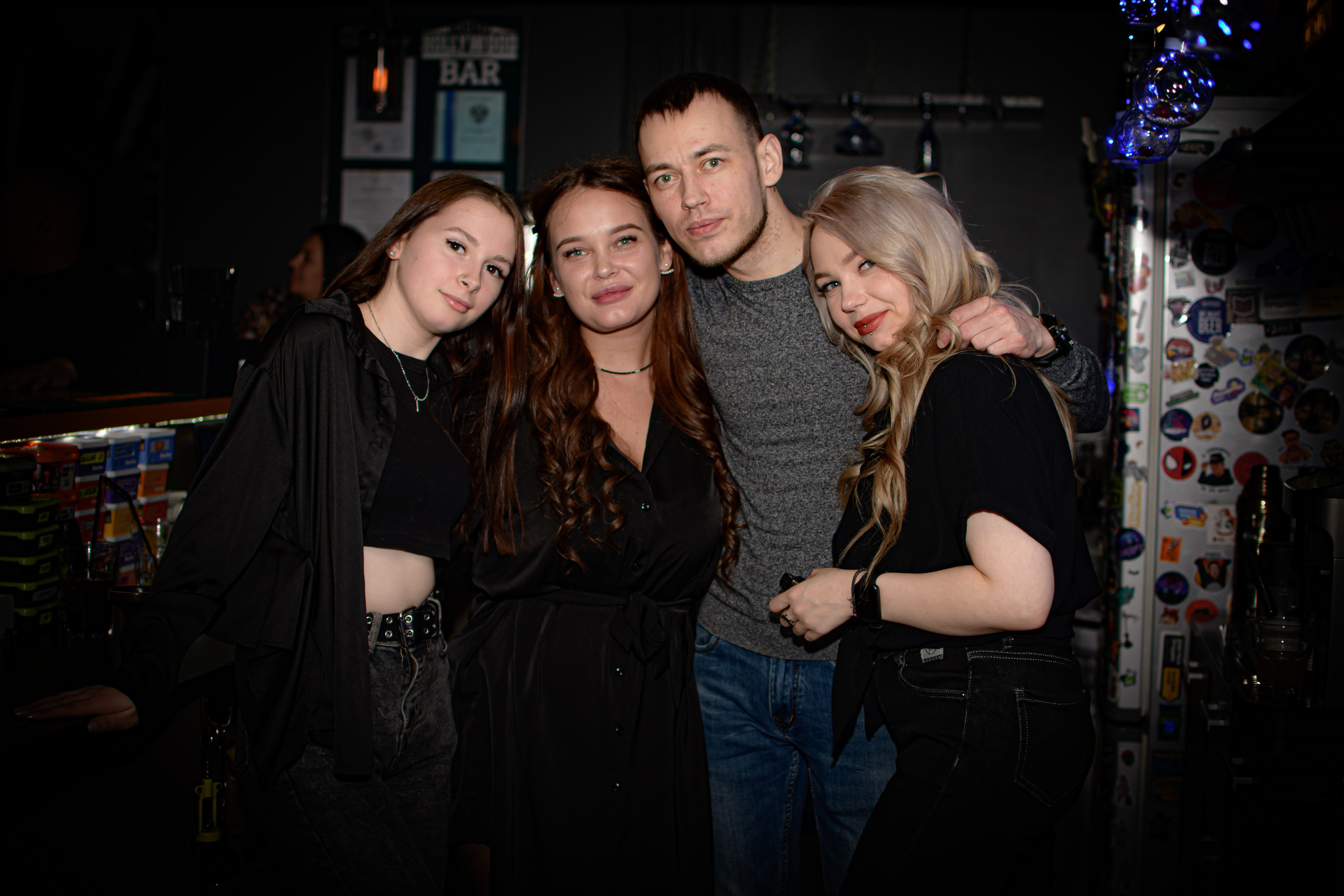 HOLLYWOOD / 6 YEARS. Photokarish