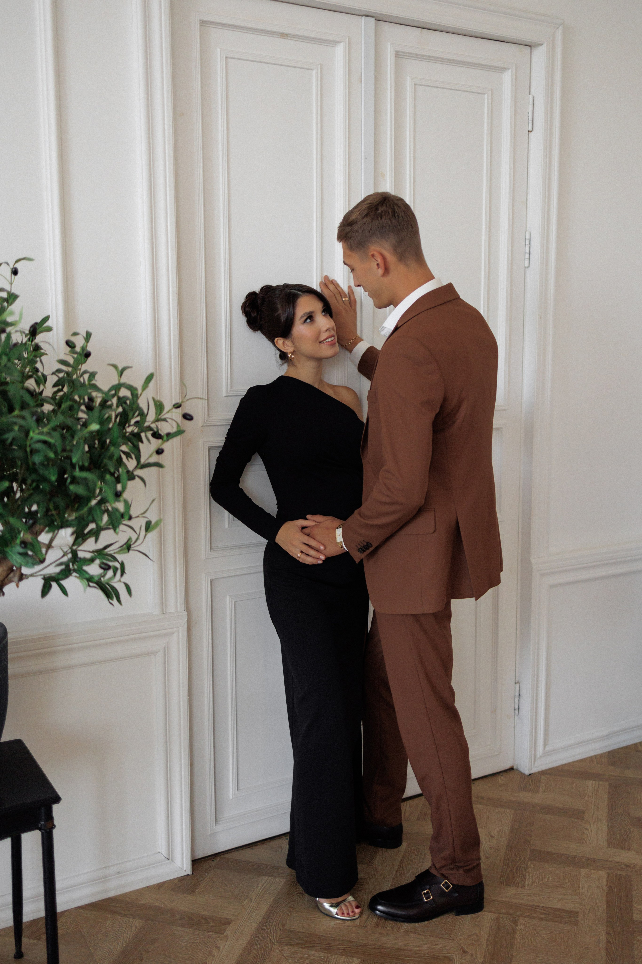 Фотосессия в ожидании беременности в студии на Зиповской. Свадебный фотограф и видеограф Краснодар, Ростов, Сочи, Новороссийск