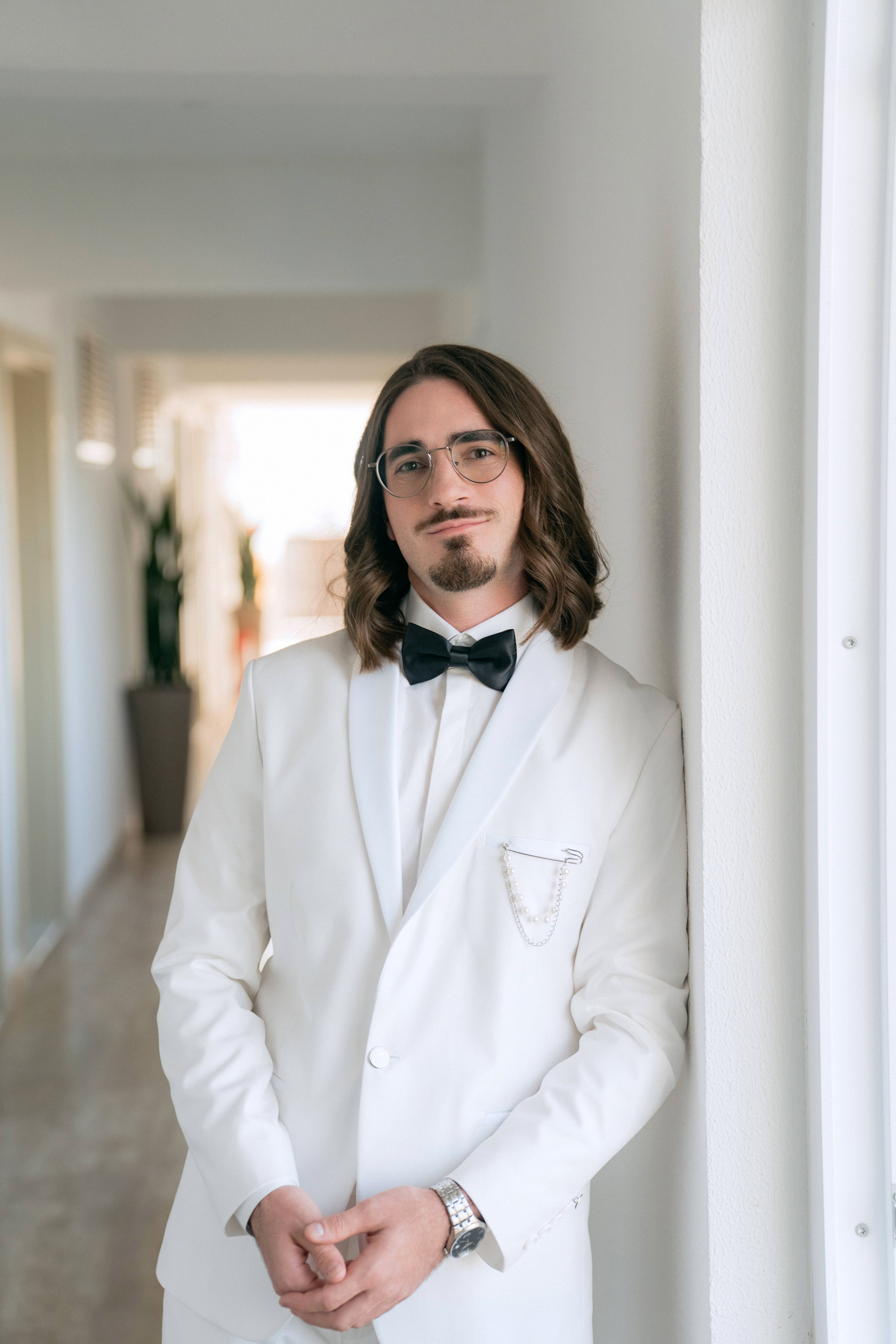 Once in October. Wedding & Documentary Photographer based in Nuremberg — available across Europe & Turkey | Vitalii Nasonov