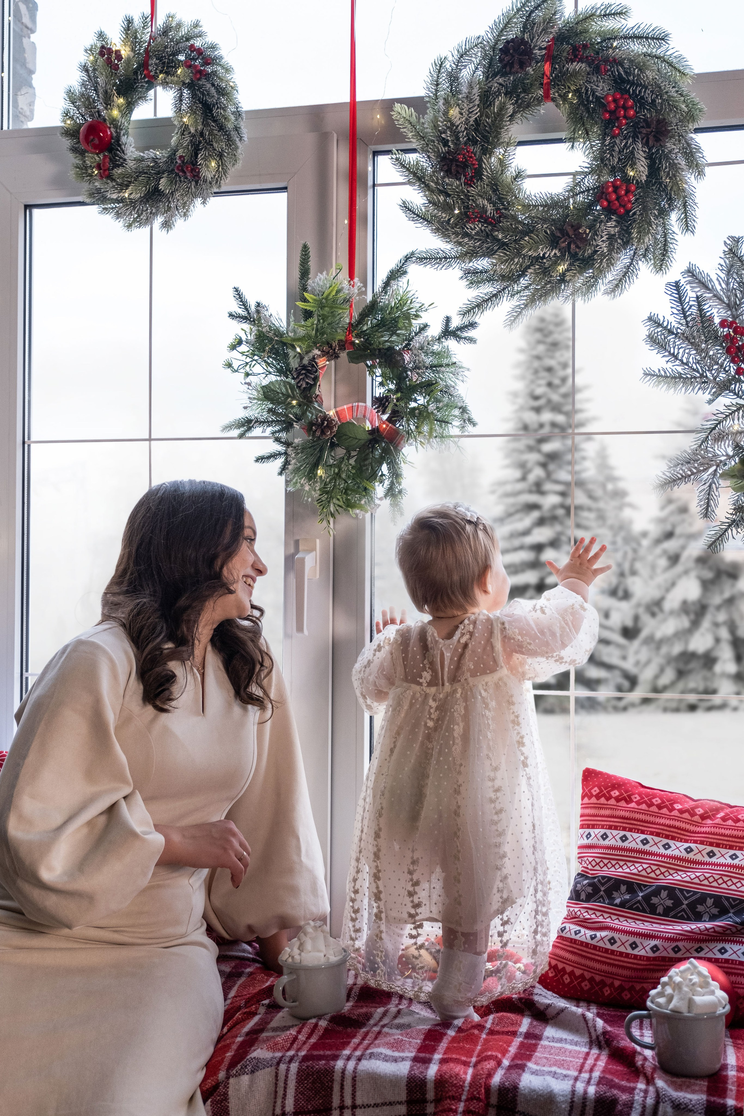 Семейные студийные фотосессии, дни рождения. Фотограф беременности Демочкина Елена