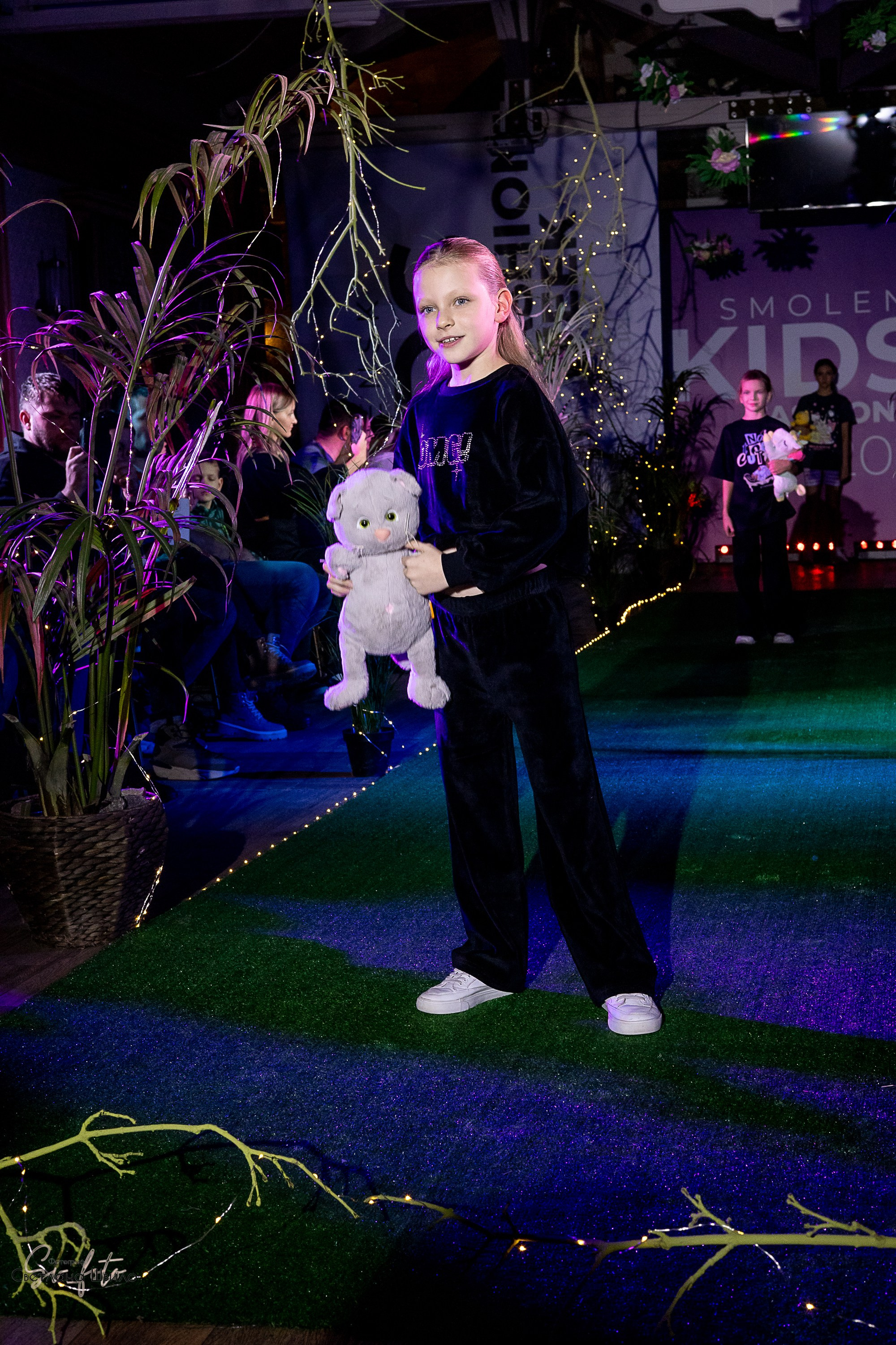 Smolensk Fashion Week_показы_ДЕНЬ 3_ФИНАЛ_Алиса в стране чудес. Главная