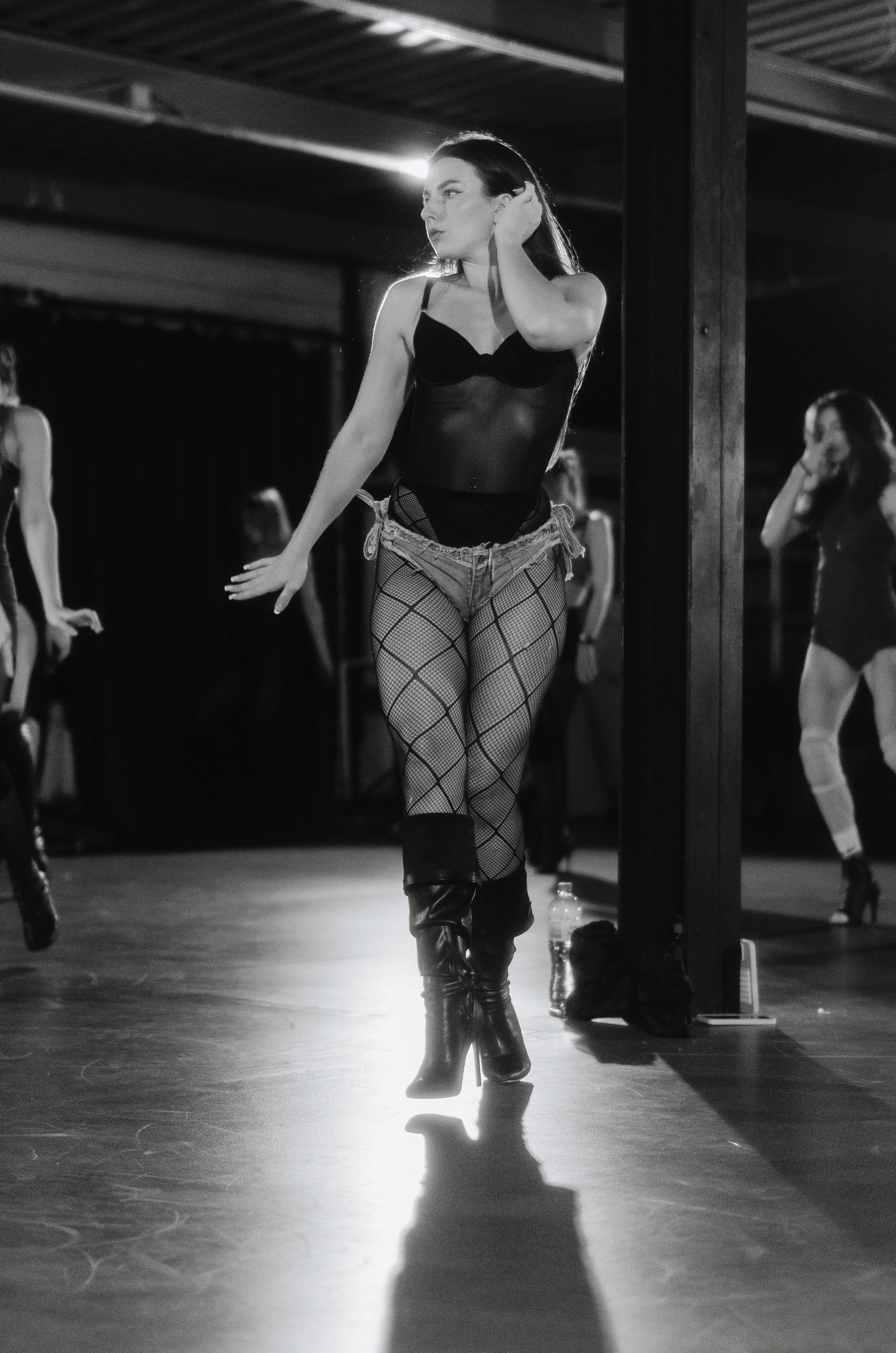 Мастер-классы по High Heels/Girly hip-hop от Оксаны ATTA. Денисова Аля — фотограф для парных съемок и индивидуальных историй в Барнауле