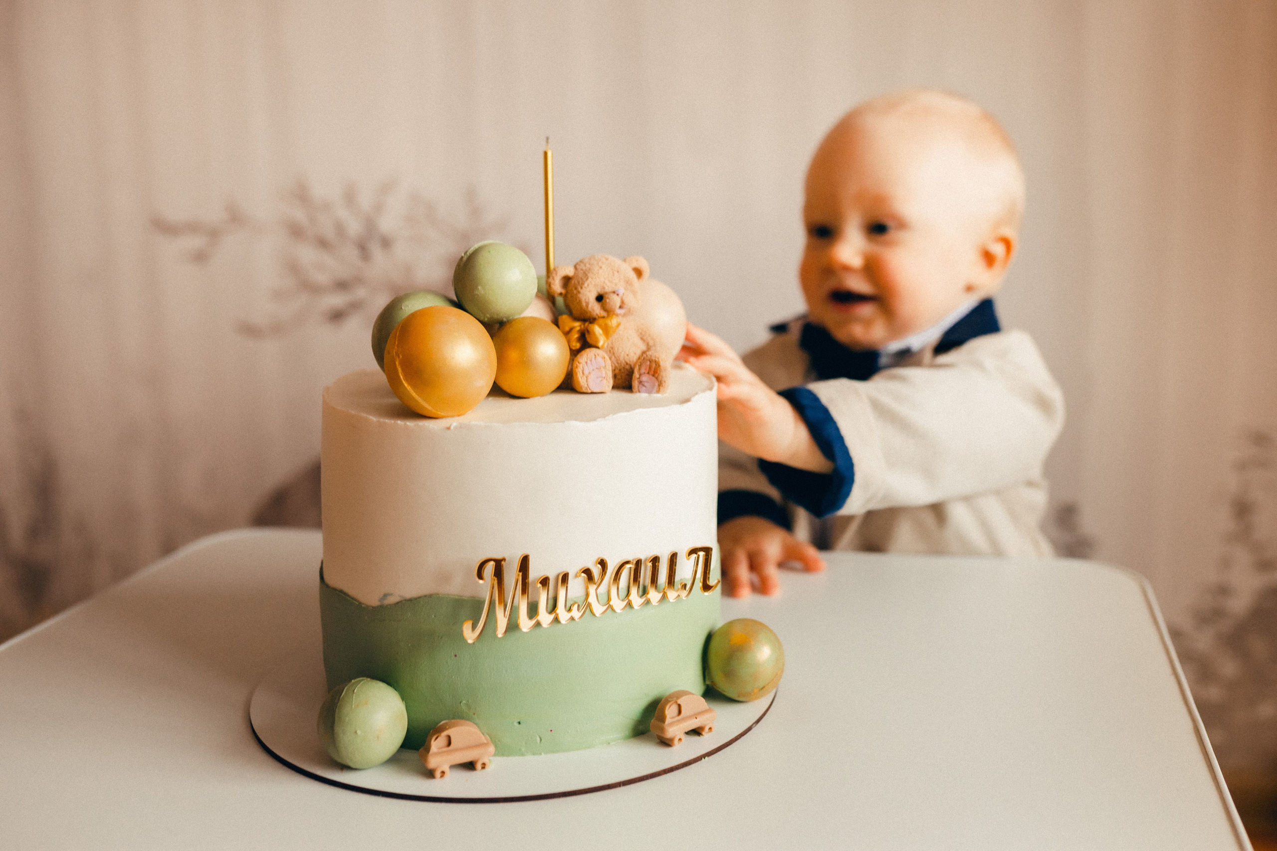 Михаилу 1 годик. Фотограф Куянова Алина, семейные и свадебные фотосессии в Калининграде