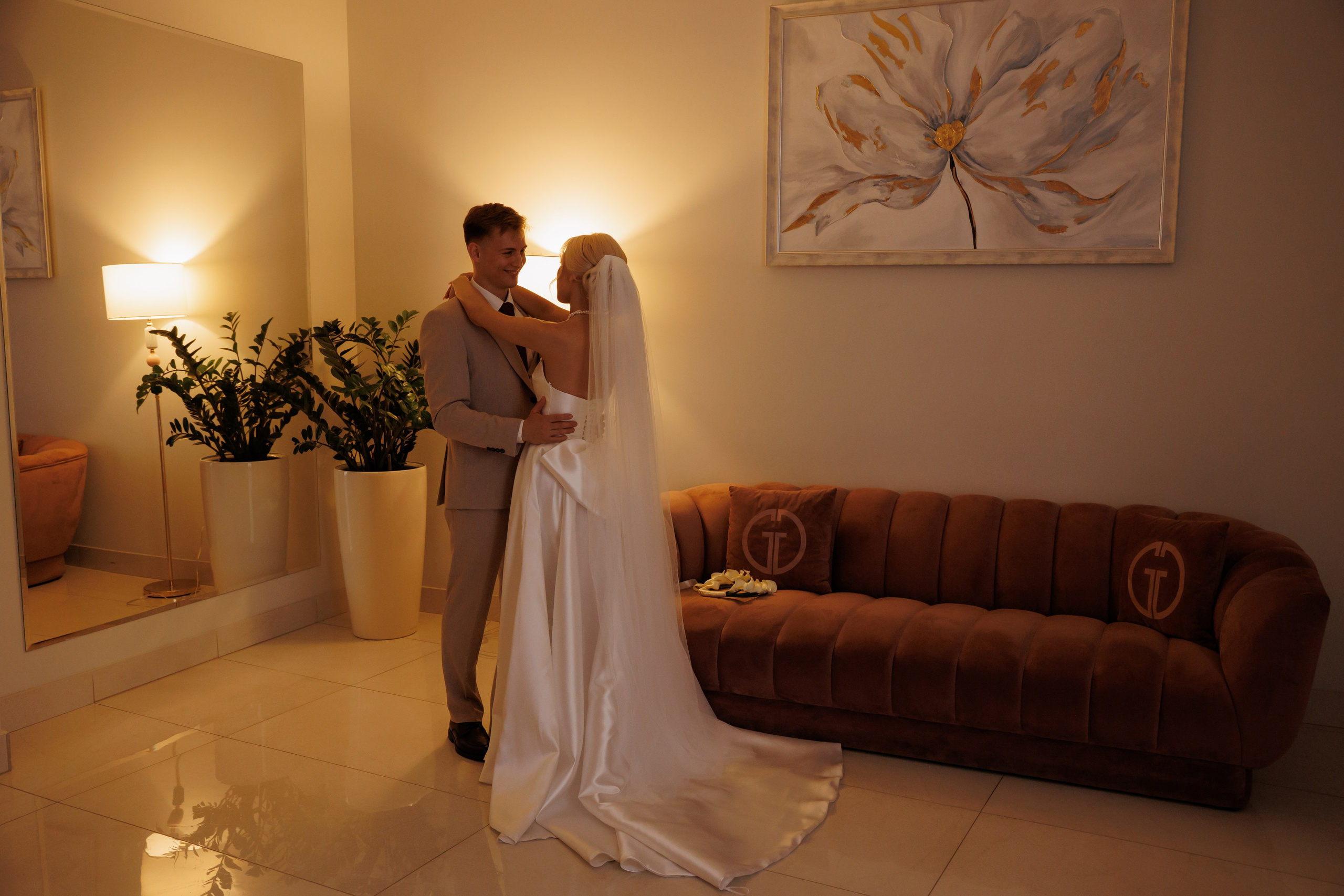 Отель «Милан», Шипиловский ЗАГС, прогулка в парке Царицыно. Свадебный и репортажный фотограф (Москва, Королев и другие)