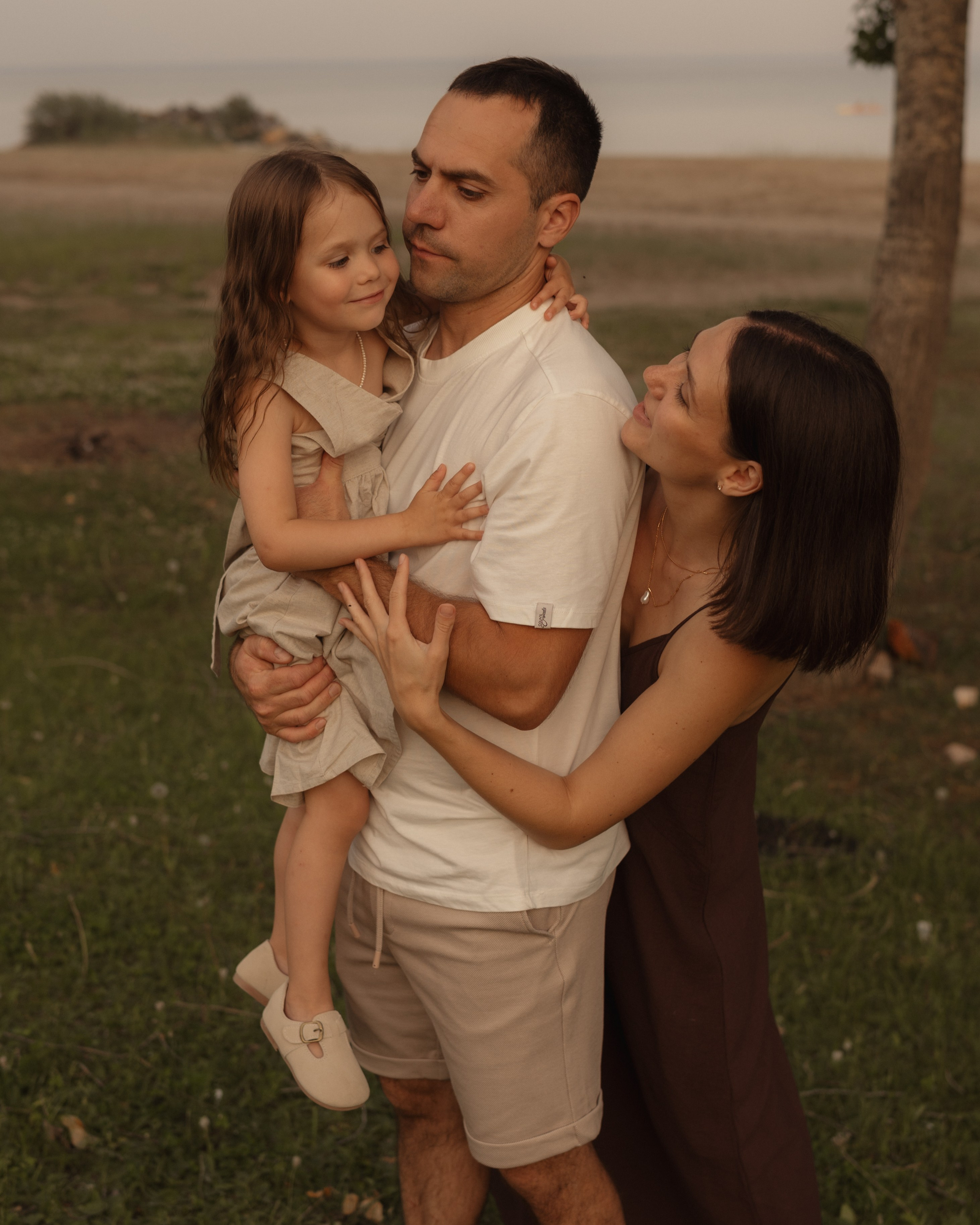 Лена, Артем и Янчик | с. Ленинское. Фотограф в Новосибирске Диана Ильиных