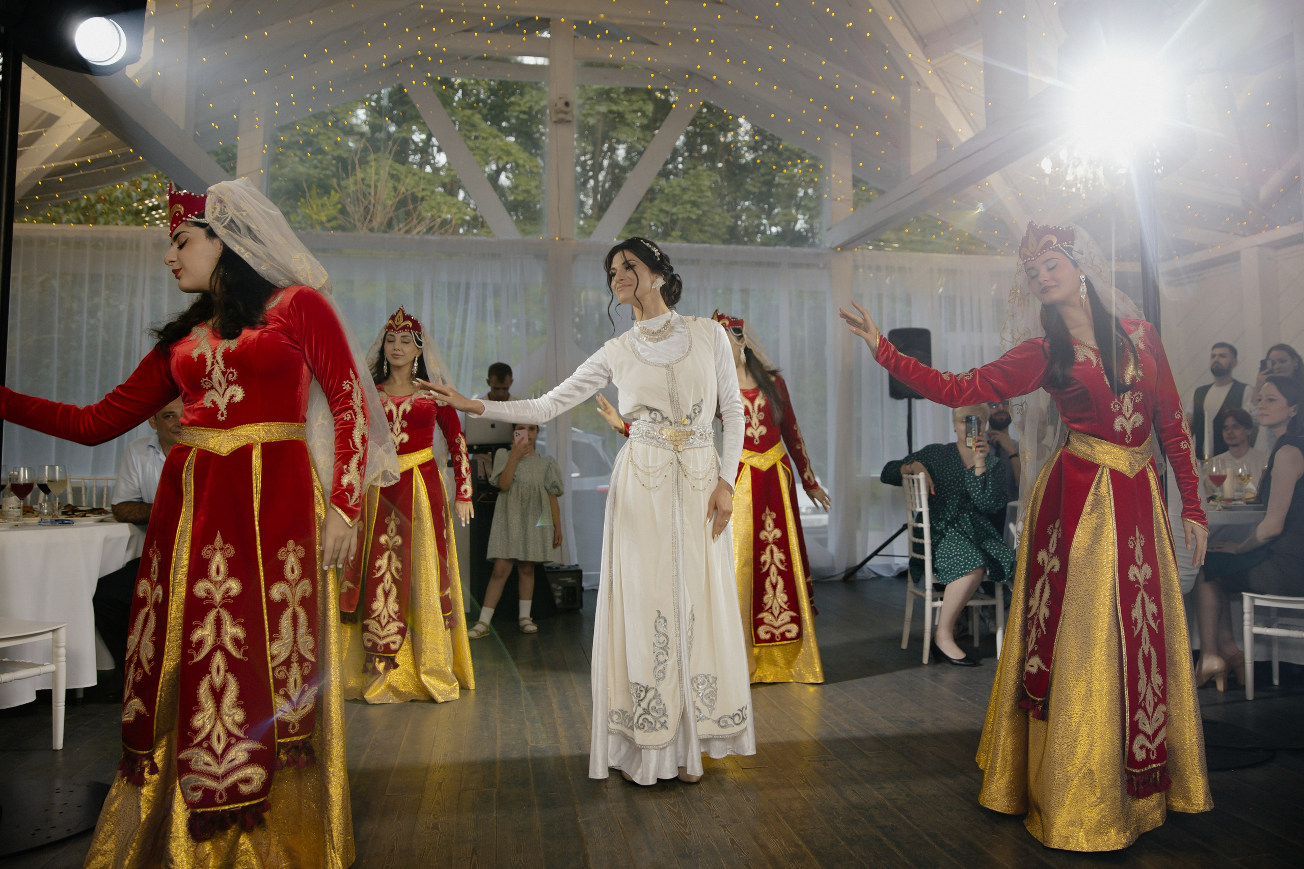 16.06.2024. RETOUCH-HOUSE