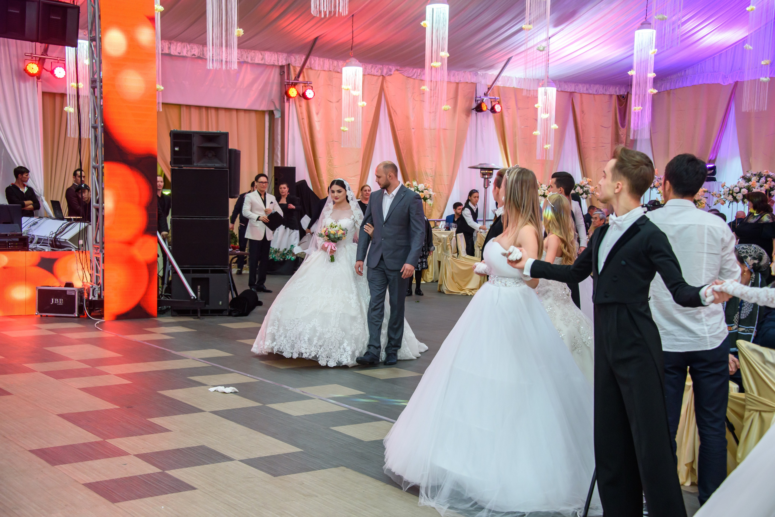 Свадьба. Фотосъёмка. Фотограф Сергей Авдеев-семейный и детский фотограф в Алматы