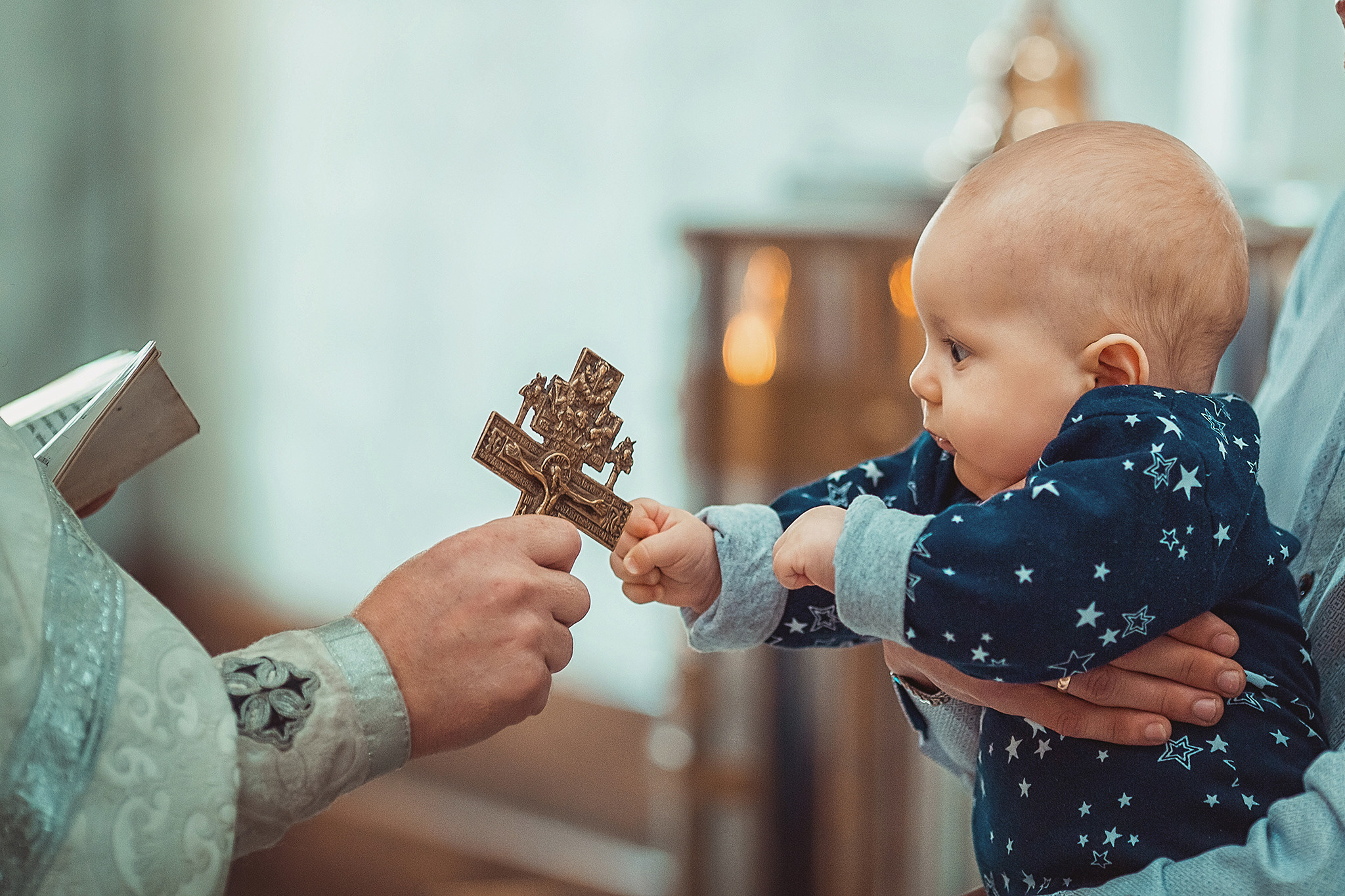 Фограф на крещение Москва- Смоленск. Свадебный Церковный Семейный фотограф Светлана Былова Москва- Смоленск
