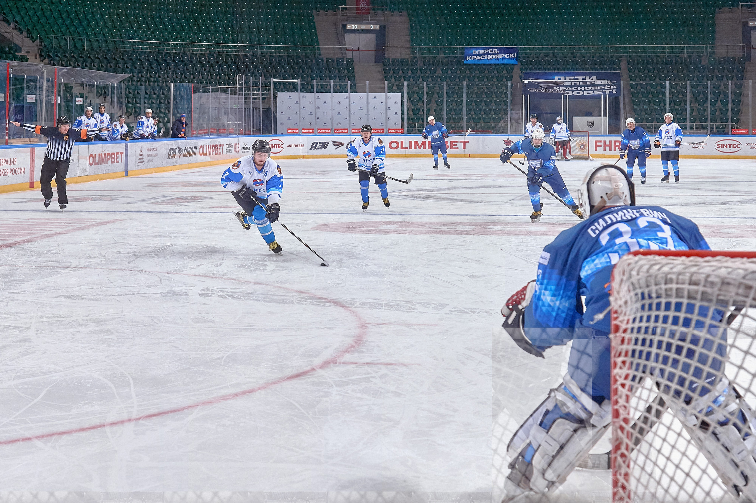 Платинум Арена — Хоккей — РусГидро. Фотограф Яковлев Роман — Красноярск