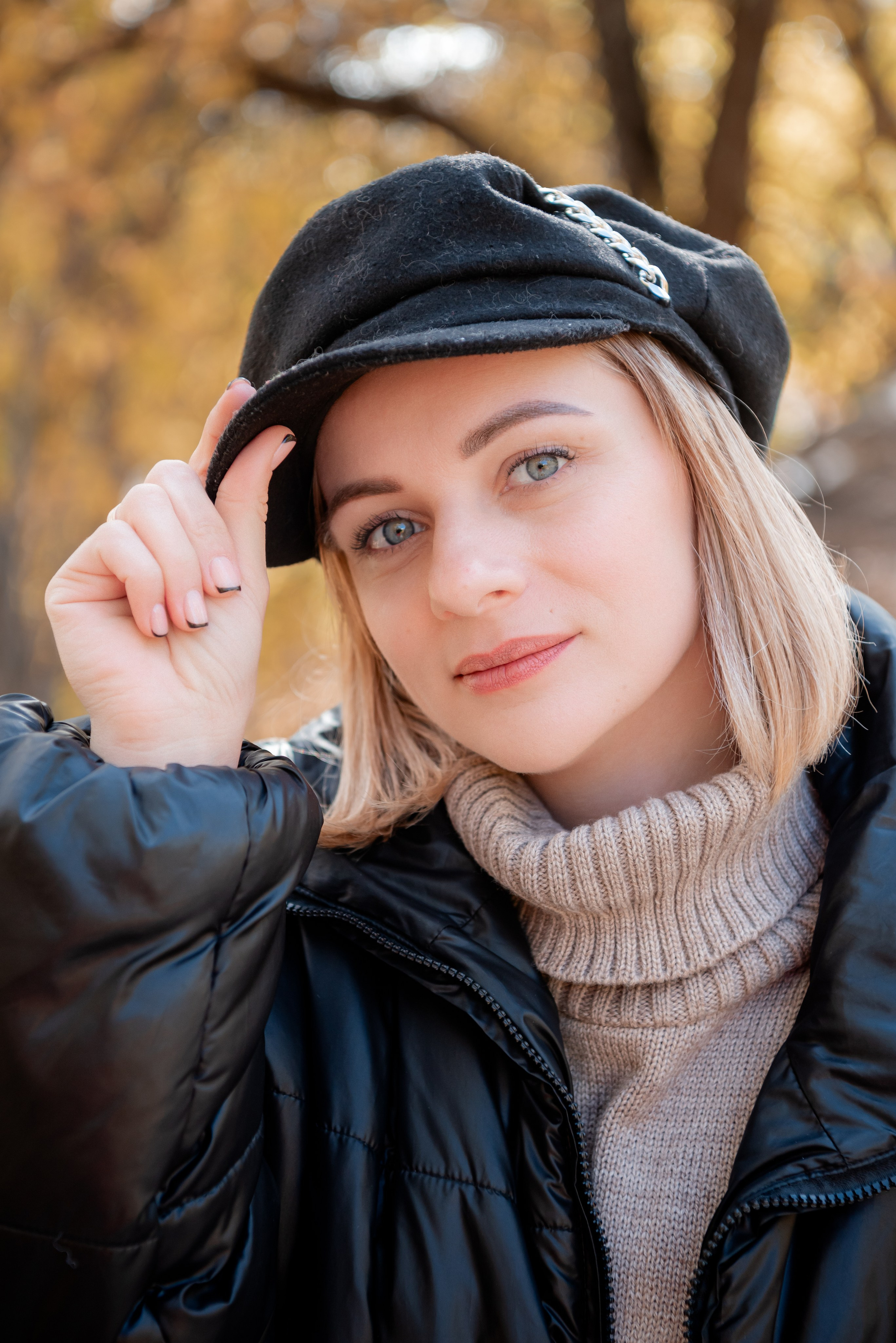 Фотосессия для яркой девушки Лилии на набережной Волгограда. Фотограф в Волгограде и Волжском Александр Горбань