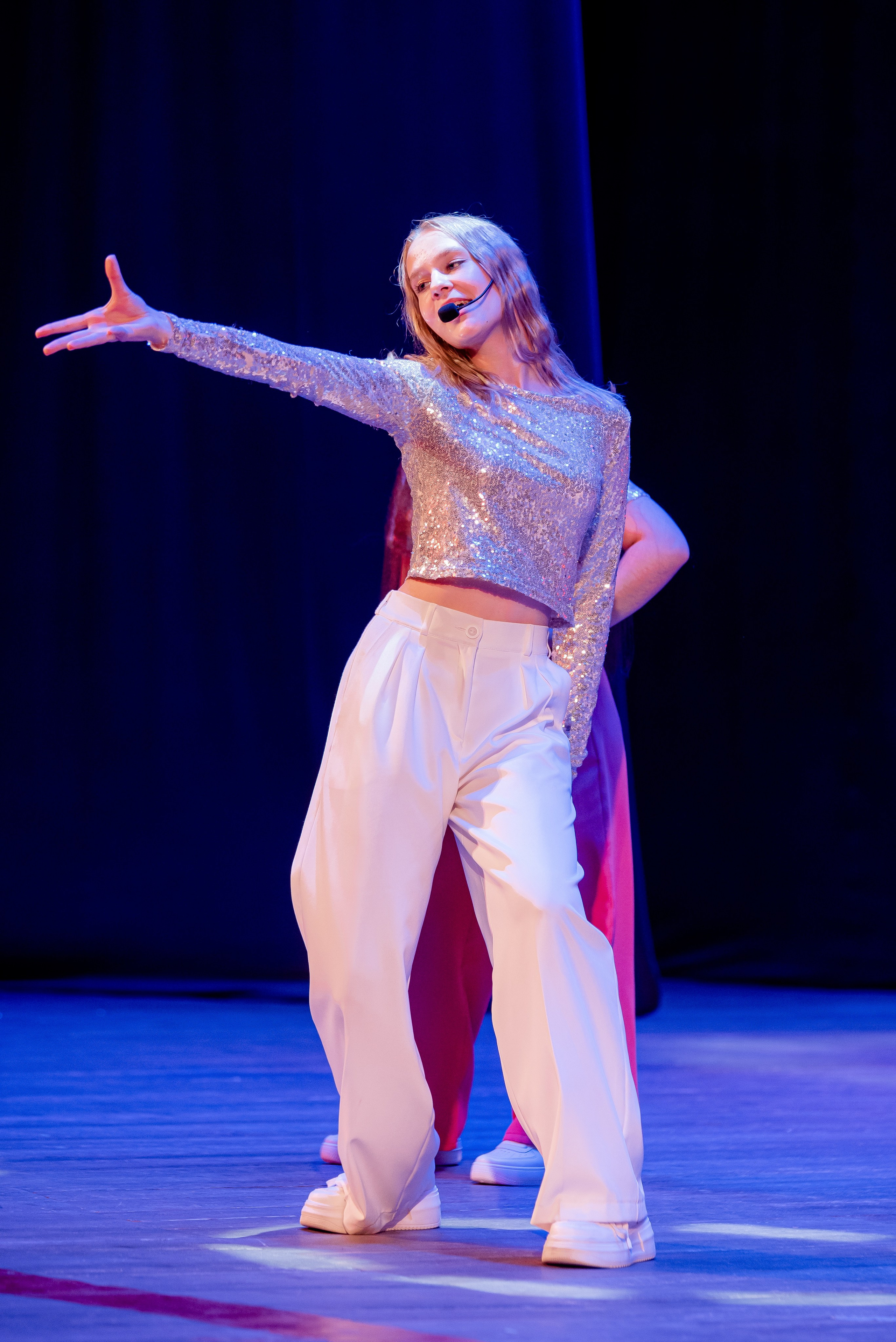 30 Школа. Вручение и Банкет. ДК Юбилейный и Банхоф. Фотограф в Волгограде и Волжском Александр Горбань