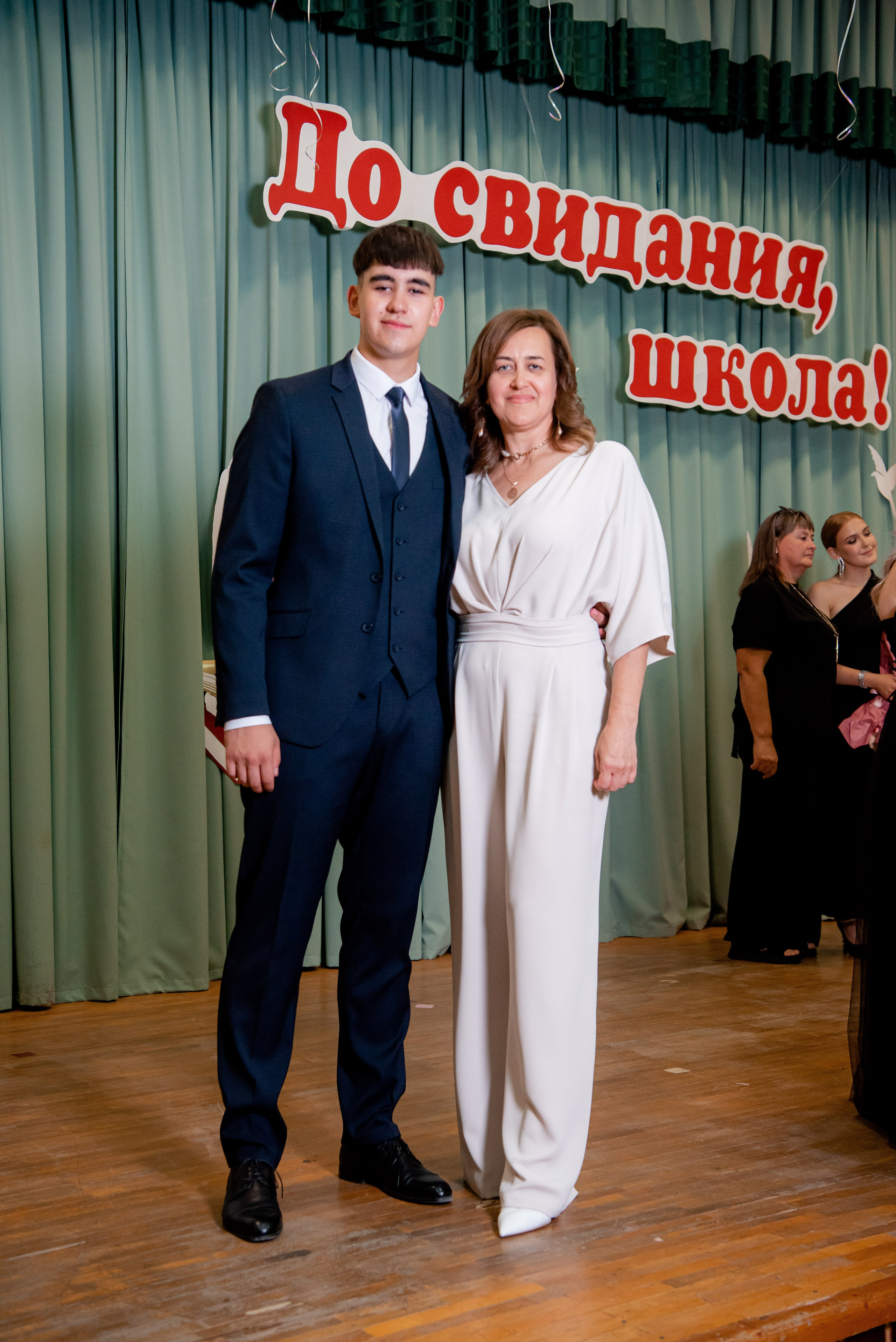 140 Школа. Вручение и Банкет. Сити Холл. Фотограф в Волгограде и Волжском Александр Горбань