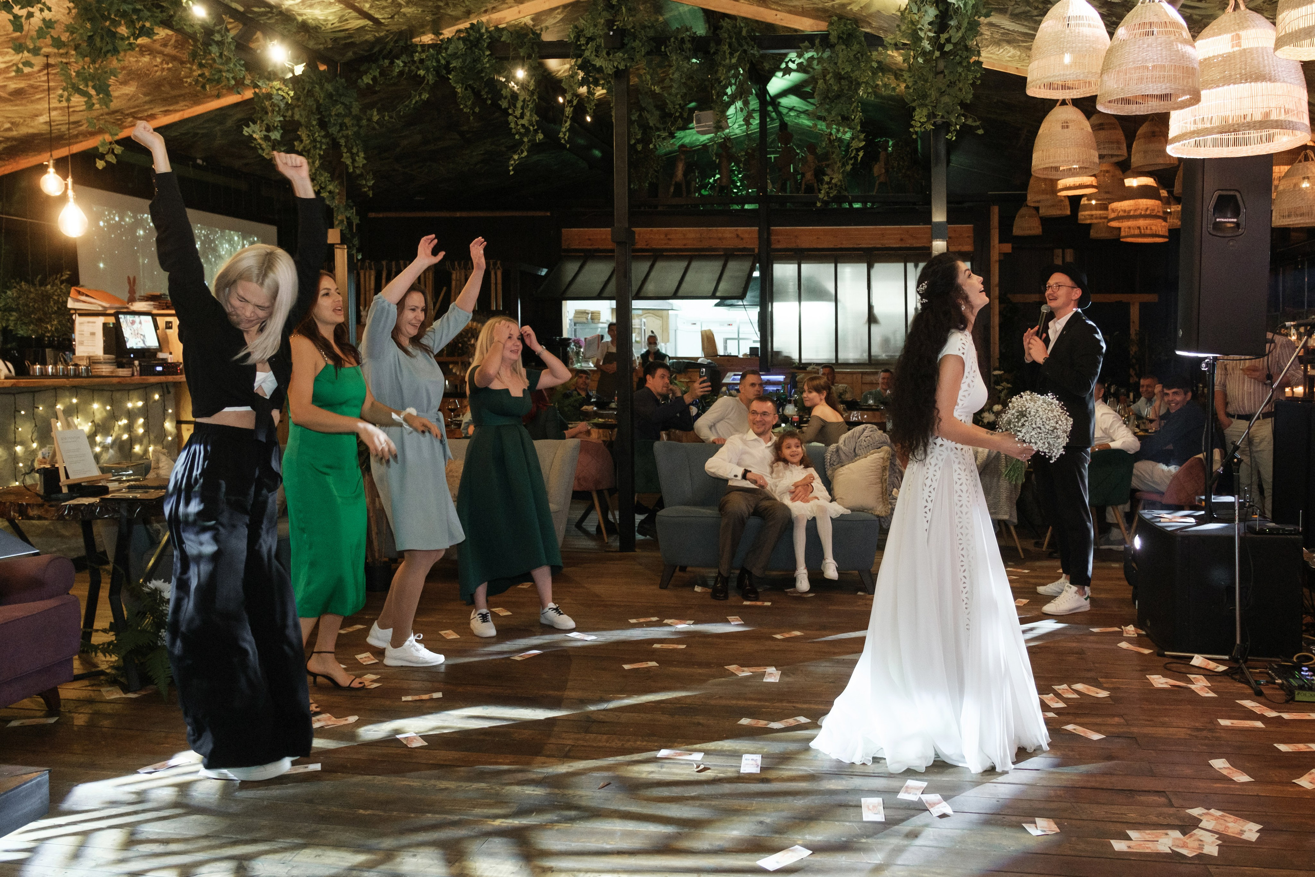 Кот и Дракон. Свадебный Видеограф Фотограф в Сочи