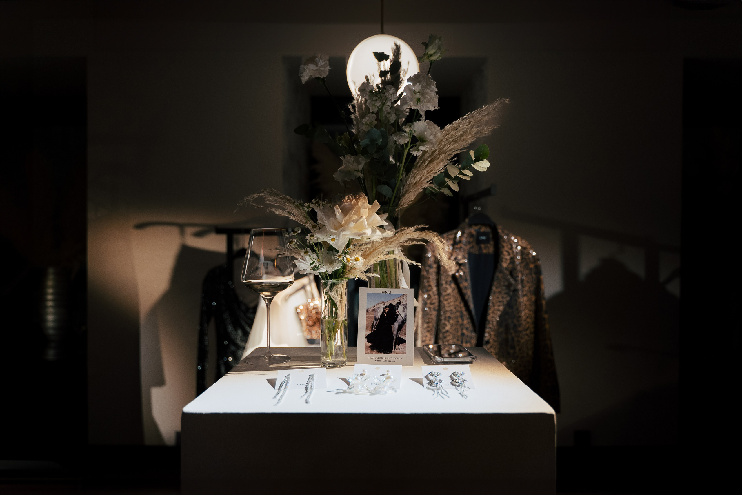 Презентация вечерней коллекции Pleiades by ENN. Профессиональный фотограф и оператор в Москве — Максим Проценко