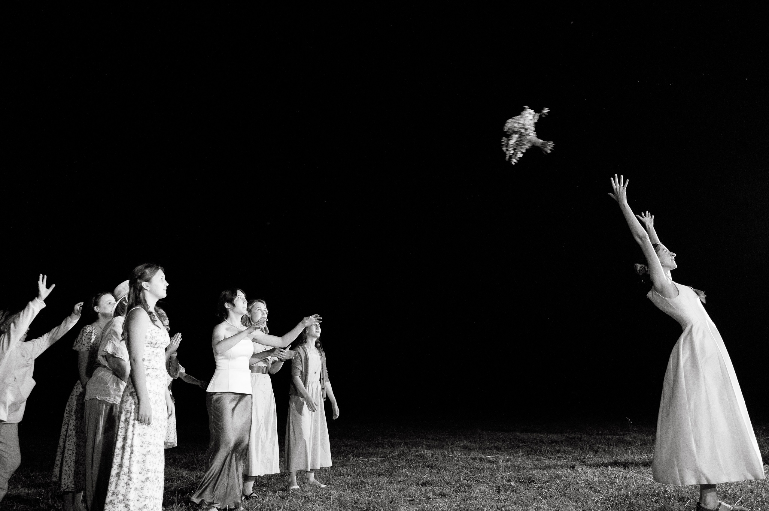 Держась за руки…. Свадебный фотограф Тольятти Самара Холмов Артем