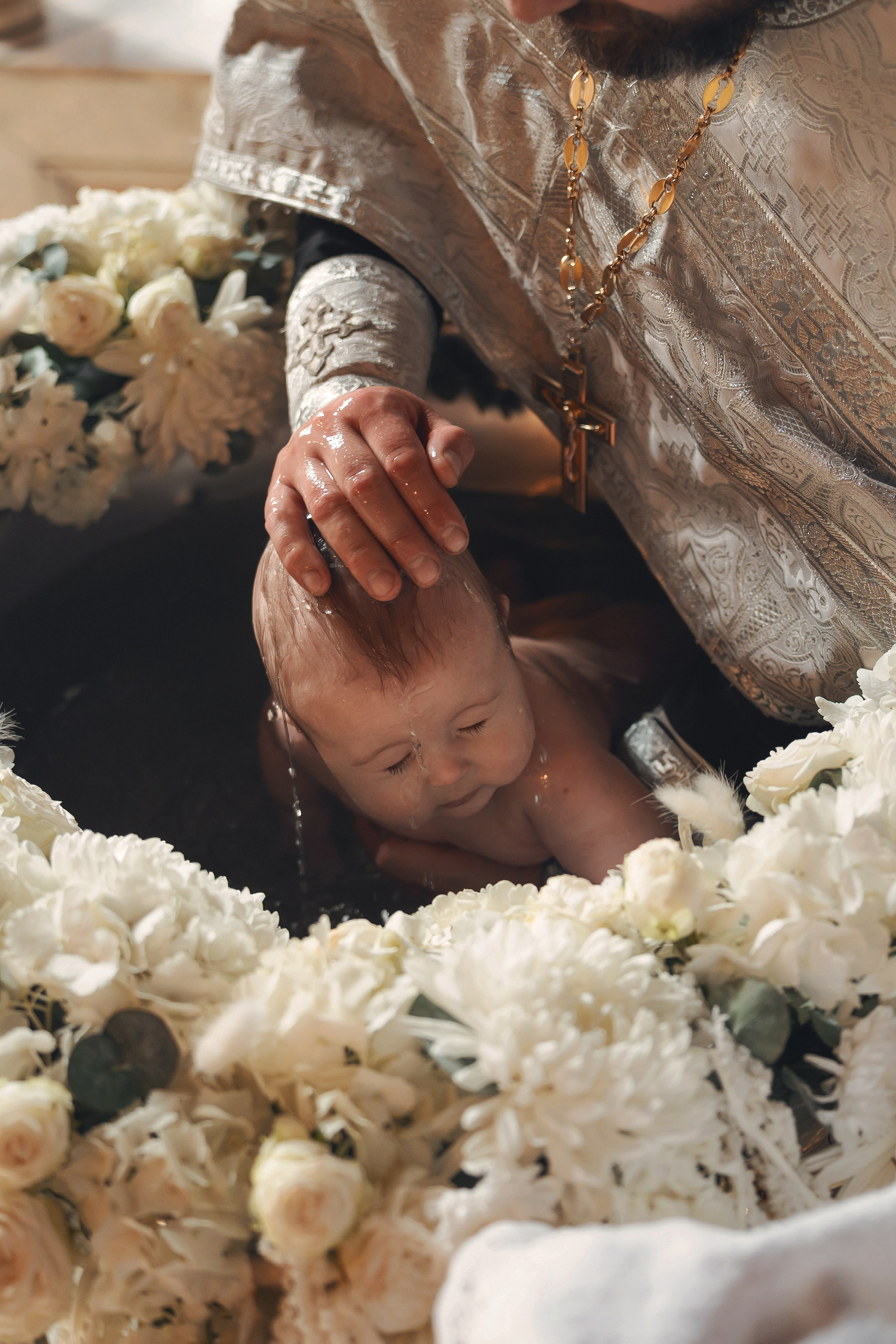 Крещение в православном Храме Воскресения Словущего в Даниловской Слободе. Семейный фотограф в Москве 📸