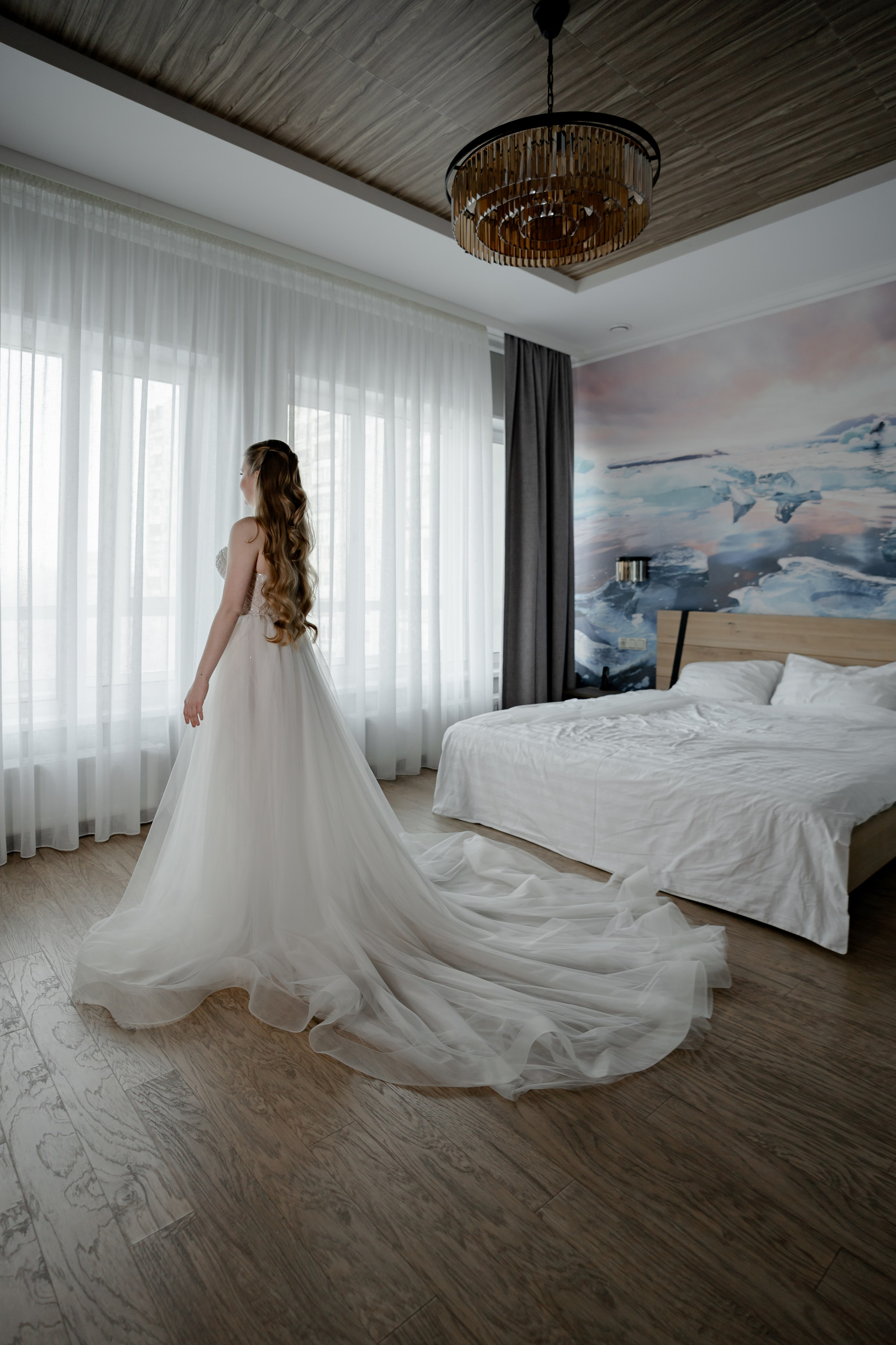 СВАДЕБНАЯ СЬЕМКА СБОРОВ В ОТЕЛЕ И ВЫЕЗД НА ЦЕРЕМОНИЮ (СНЯТО В СИБИРЕ В НИЖНЕВАРТОВСКЕ)М. Профессиональный фотограф, Санкт-Петербург — Виктория Богомолова