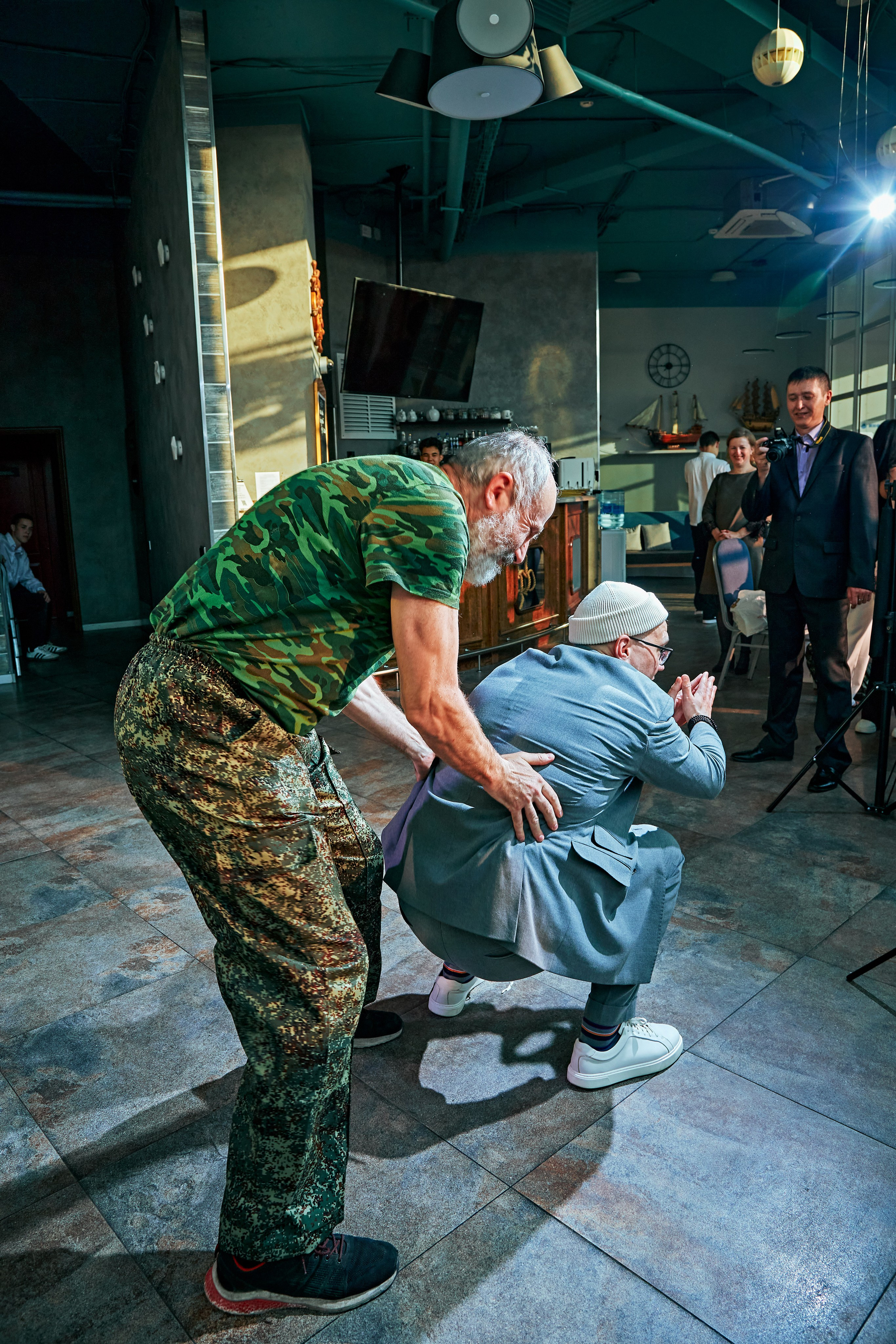 Выпускные 9-й и 11-й класс. Фотограф в Екатеринбурге Булат Хамитов