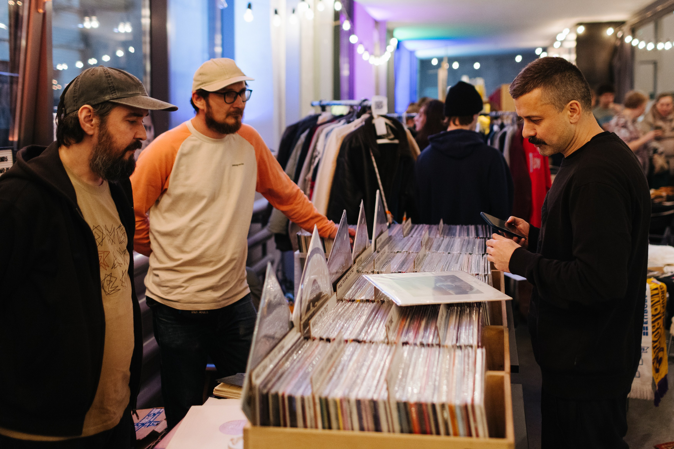 12–13 ноября 2022 POP-UP в ДК Рассвет. Фотоотчеты «Ламбада-маркета»