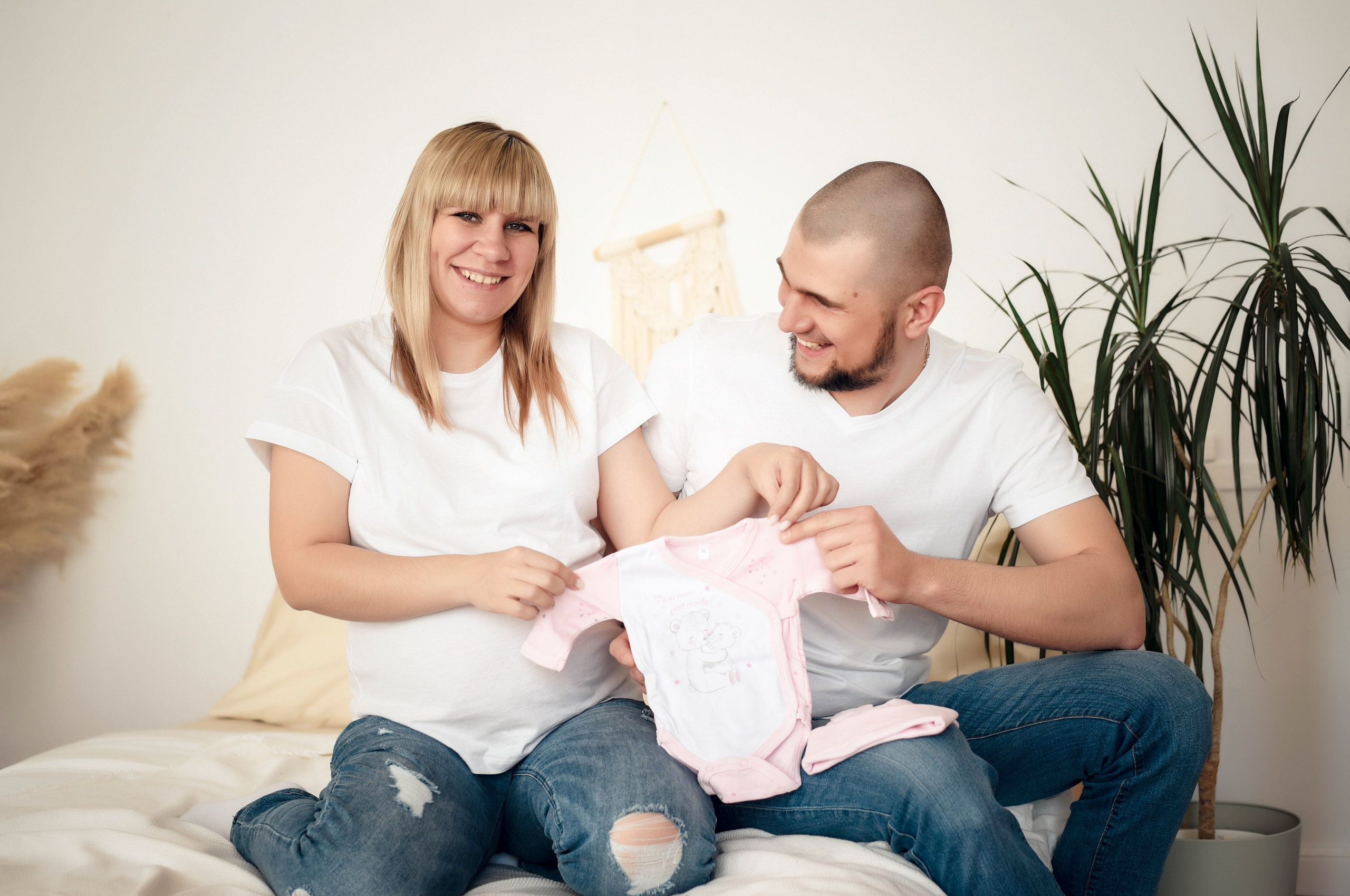 Фотосессия беременности (семейная съемка). Свадебный, семейный, детский, контент фотограф в Омске Максим Ильин