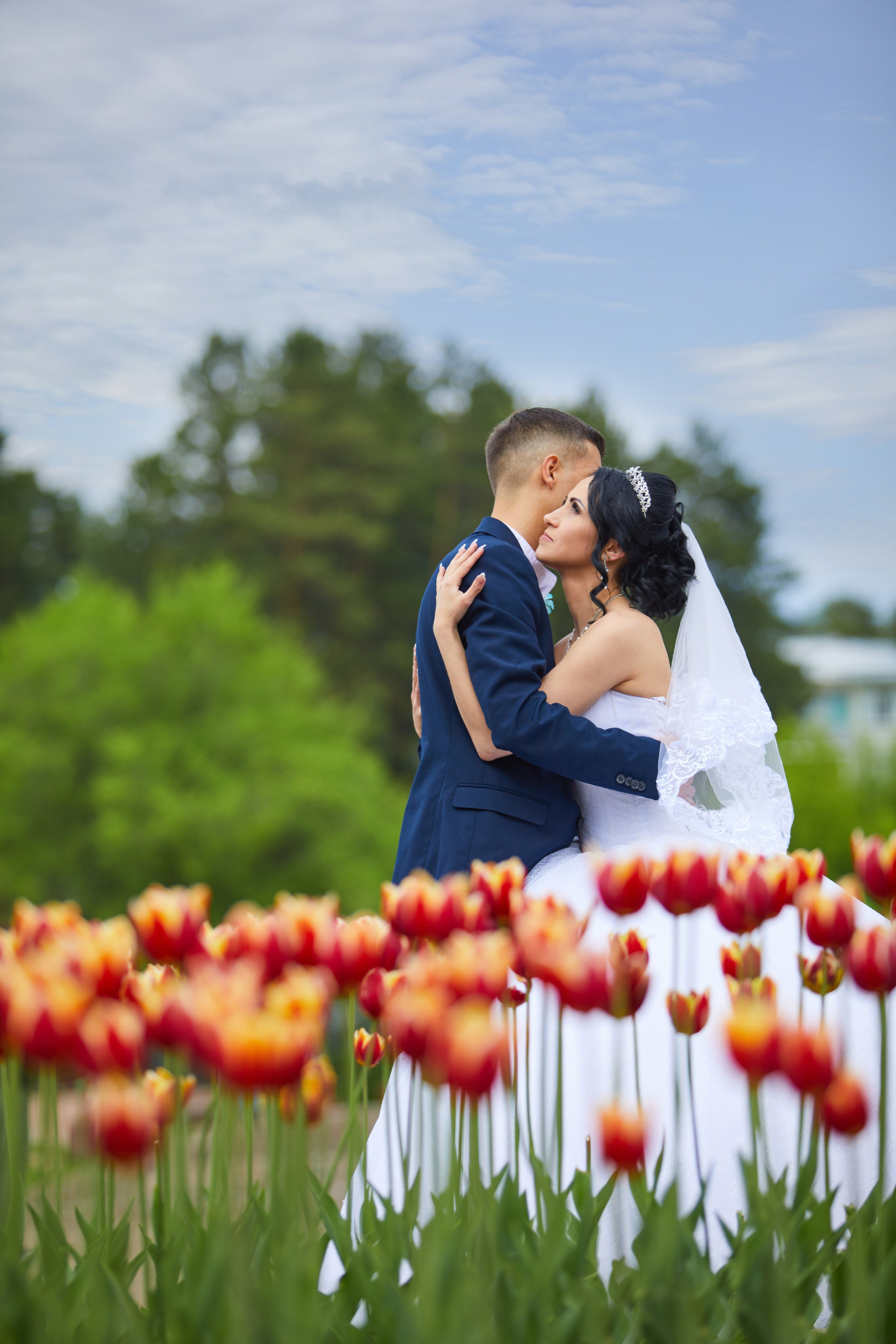 Свадебная съемка, площадь возле ЗАГС. Железногорск