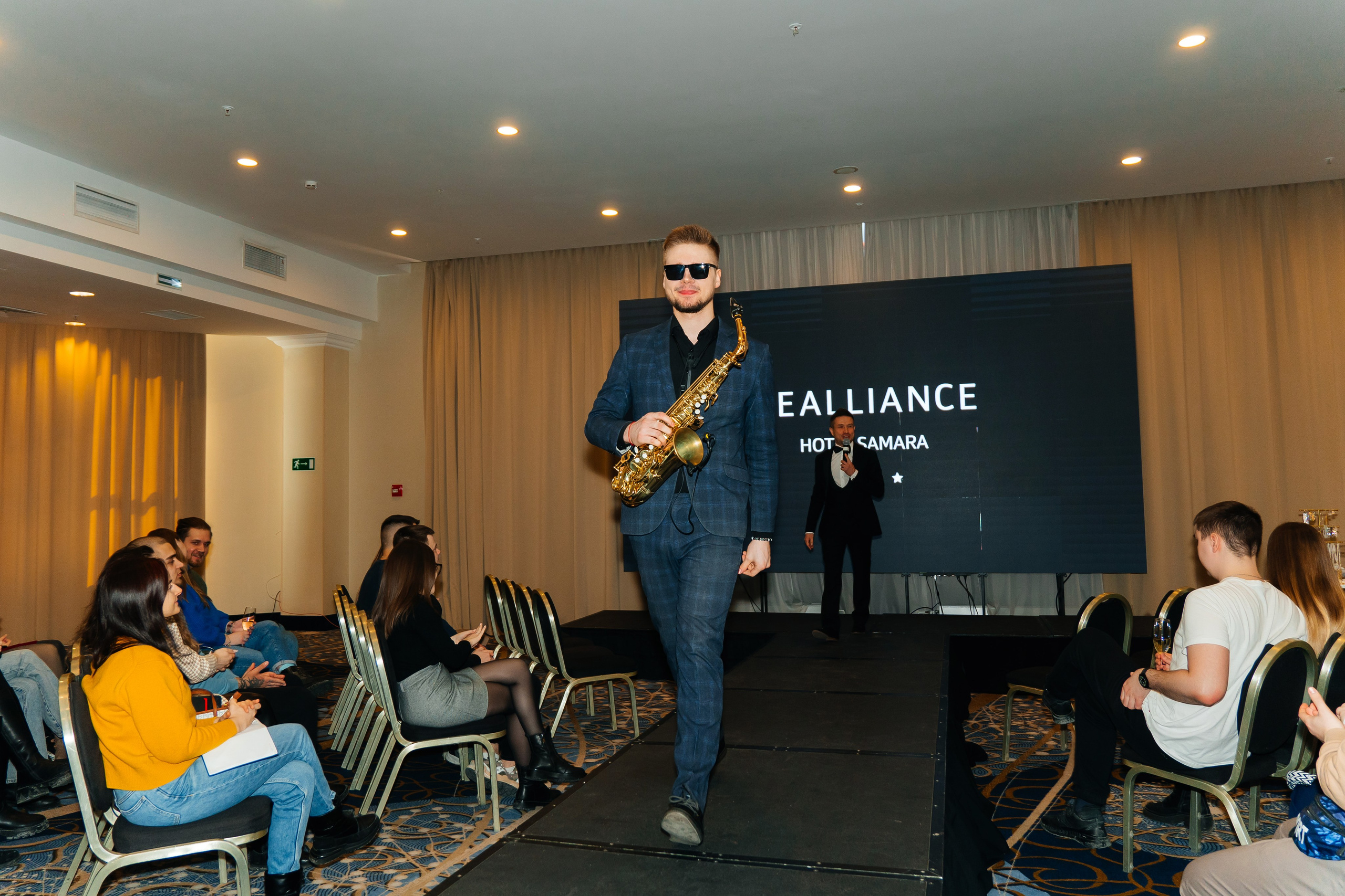 Свадьба на высоте. Тренды 2024. Профессиональный фотограф в Самаре Анна Конзаева